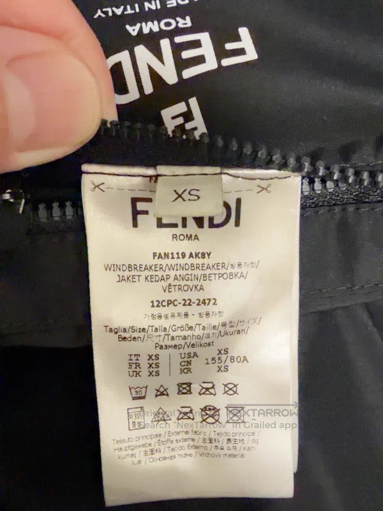 Fendi Fendi Black Hooded Short Jacket, Lightweight Fabric, Zippe Size XS / US 0-2 / IT 36-38 - 5 Thumbnail