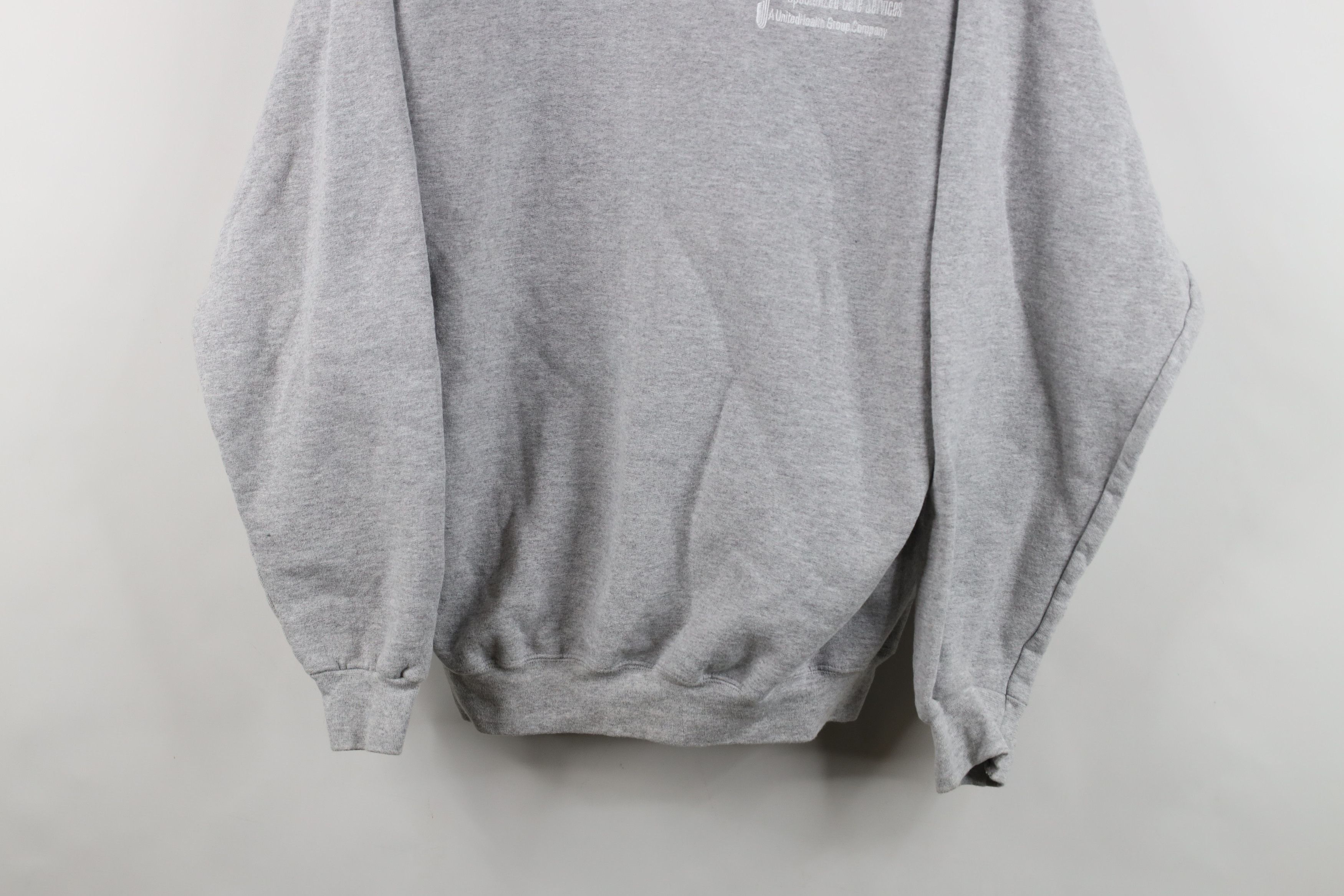 Vintage Vintage Care Service UnitedHealth Group Sweatshirt Gray Size US L / EU 52-54 / 3 - 3 Thumbnail