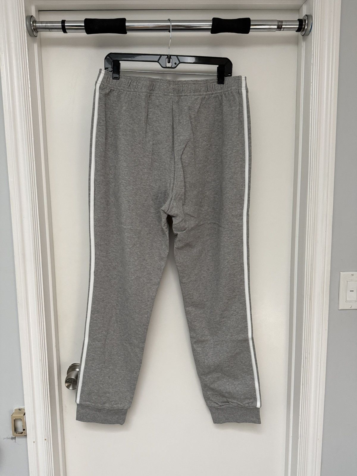 Adidas × Gosha Rubchinskiy [NEW] 2017 Gosha x Adidas Three Stripe Sweatpants Size US 34 / EU 50 - 2 Thumbnail