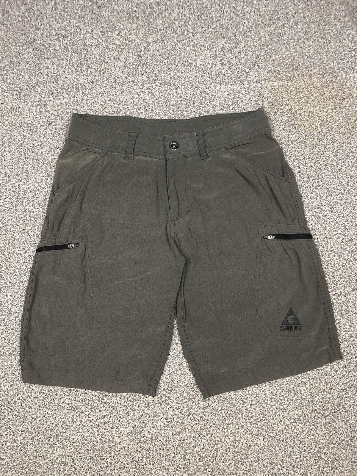 Carhartt × Japanese Brand × Vintage Vintage Y2K Gerry Outdoor 6 Pocket Shortpants Size US 32 / EU 48 - 1 Thumbnail