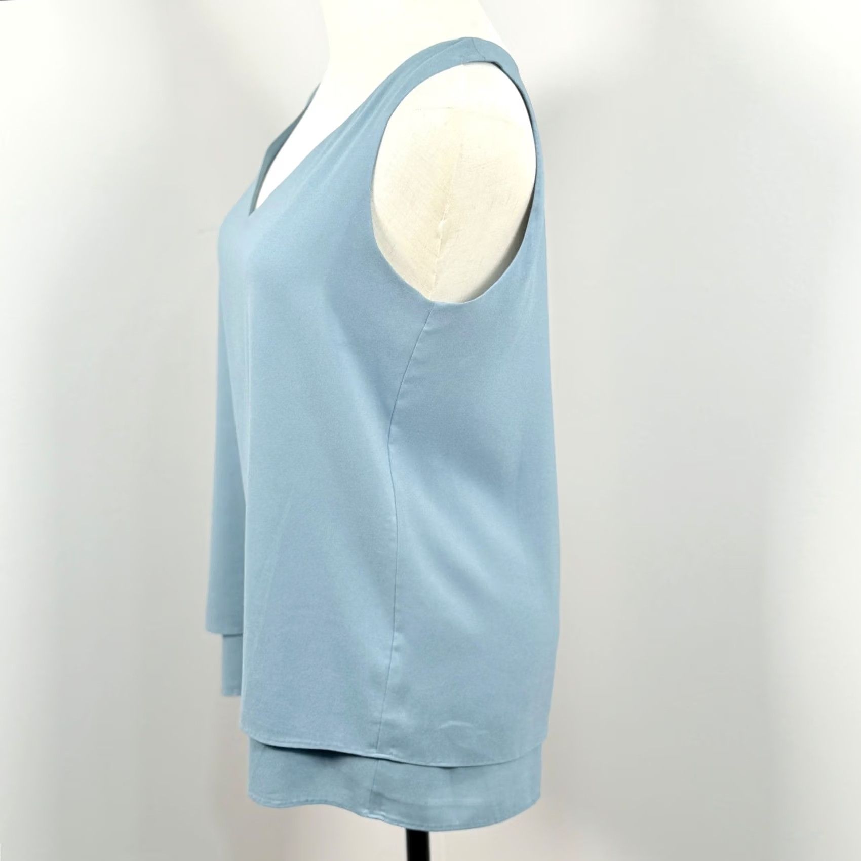 Ann Taylor Ann Taylor S Tank Top V Neck Blouse Sleeveless Women's Office Workwear Spring Summer Dusty Blue/Green Solid Chiffon Lightweight Basic Vintage No Size S / US 4 / IT 40 - 2 Thumbnail