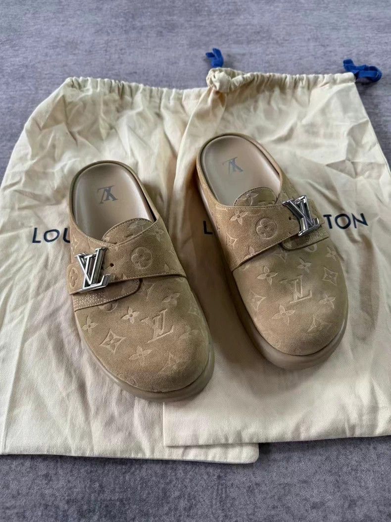 Louis Vuitton Louis Vuitton Monogram Clogs - dmc Size US 6 / EU 39 - 1 Thumbnail