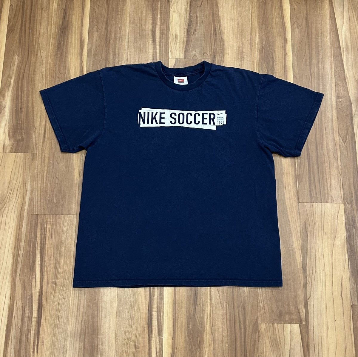 Nike Vintage Nike Soccer Tee Size US L / EU 52-54 / 3 - 1 Thumbnail