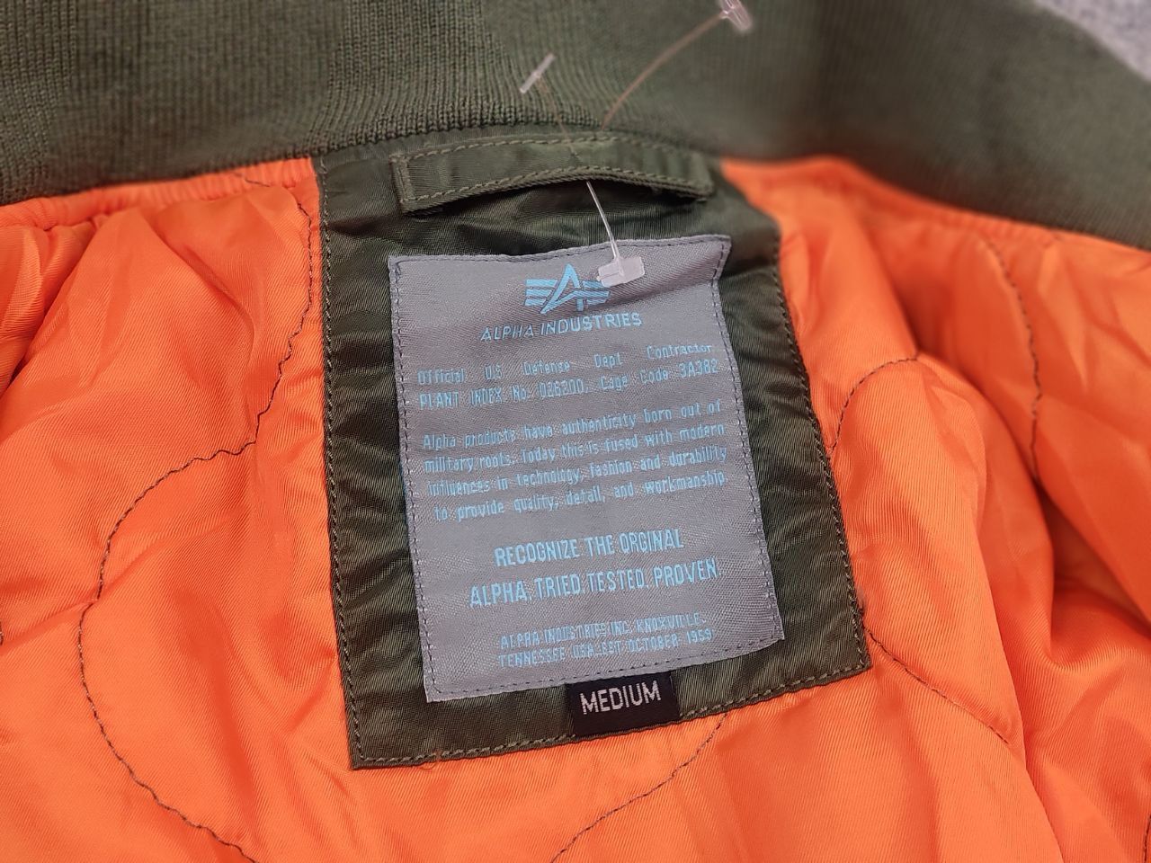 Alpha Industries Alpha Industries MA-1 Long green Military Bomber Jacket Size US M / EU 48-50 / 2 - 13 Thumbnail