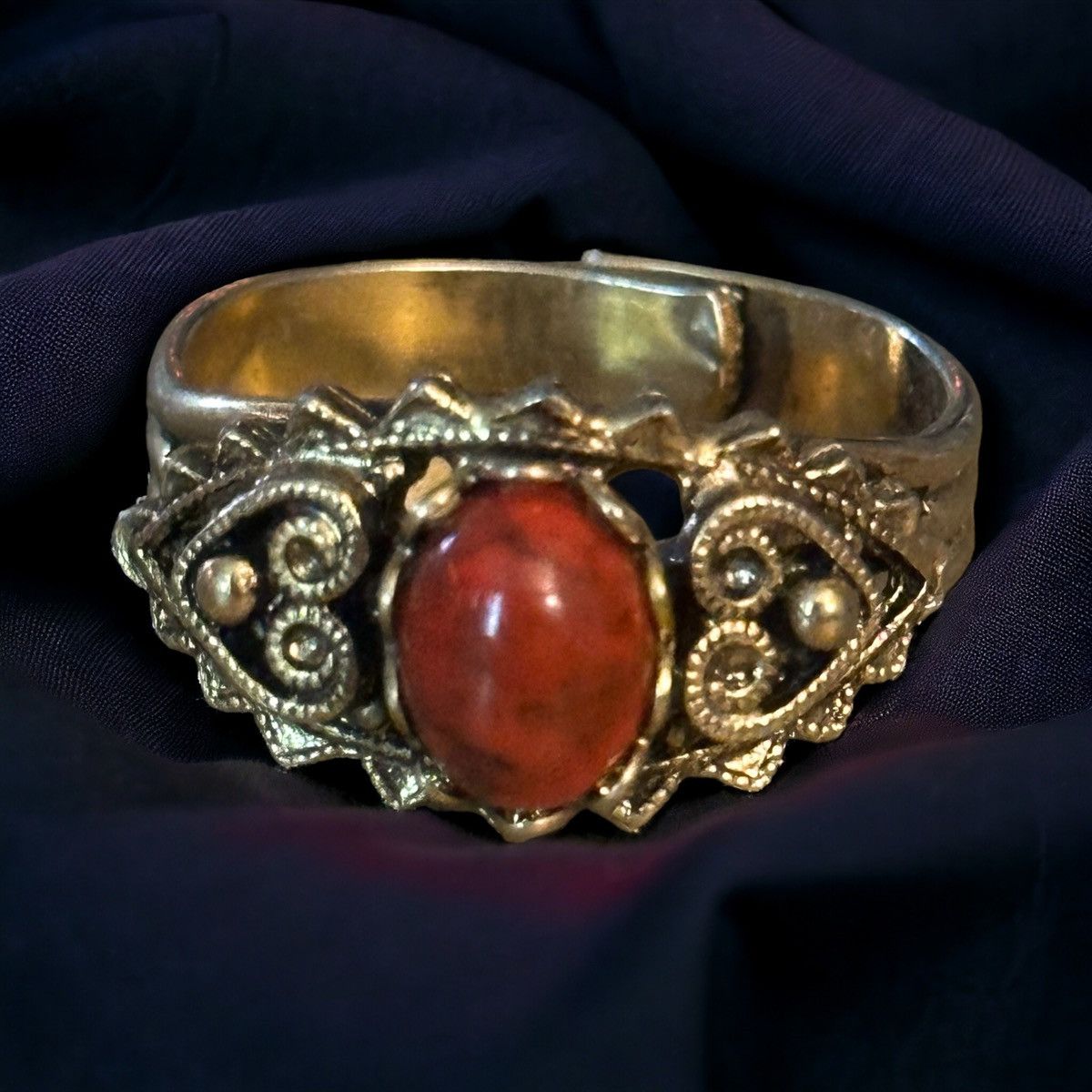 Vintage Vintage Victorian coral stone adjustable ring Size ONE SIZE - 1 Thumbnail
