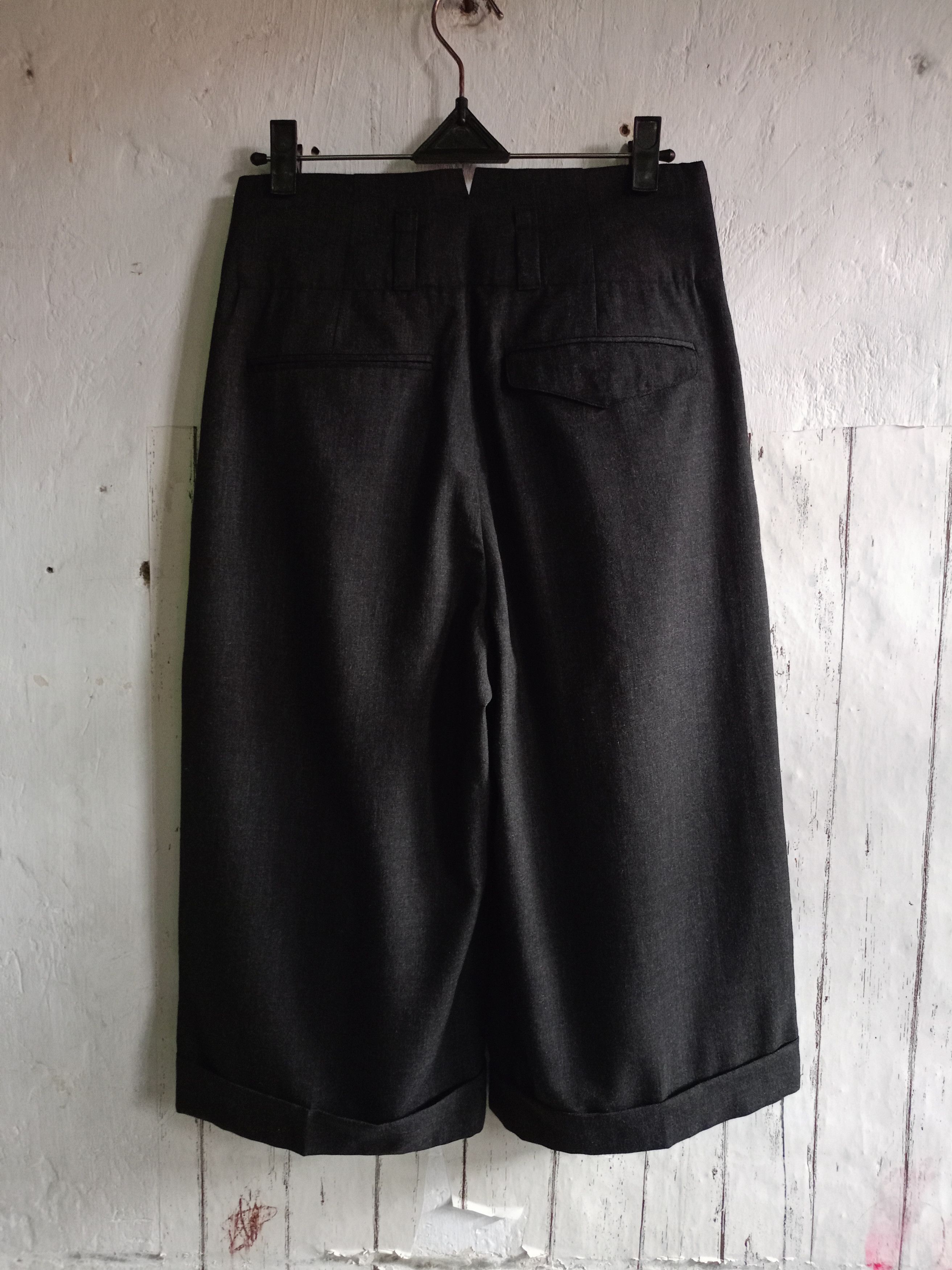 Margaret Howell Margaret Howell Shorts Pants Size 26" / US 2 / IT 38 - 2 Thumbnail