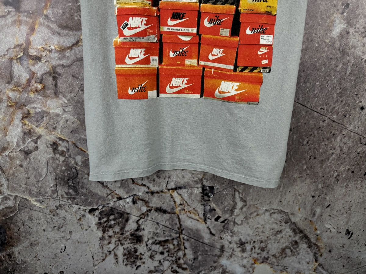 Nike Nike T-Shirt Men’s Gray Shoe Box Graphic Tee Size Small Size US S / EU 44-46 / 1 - 4 Thumbnail