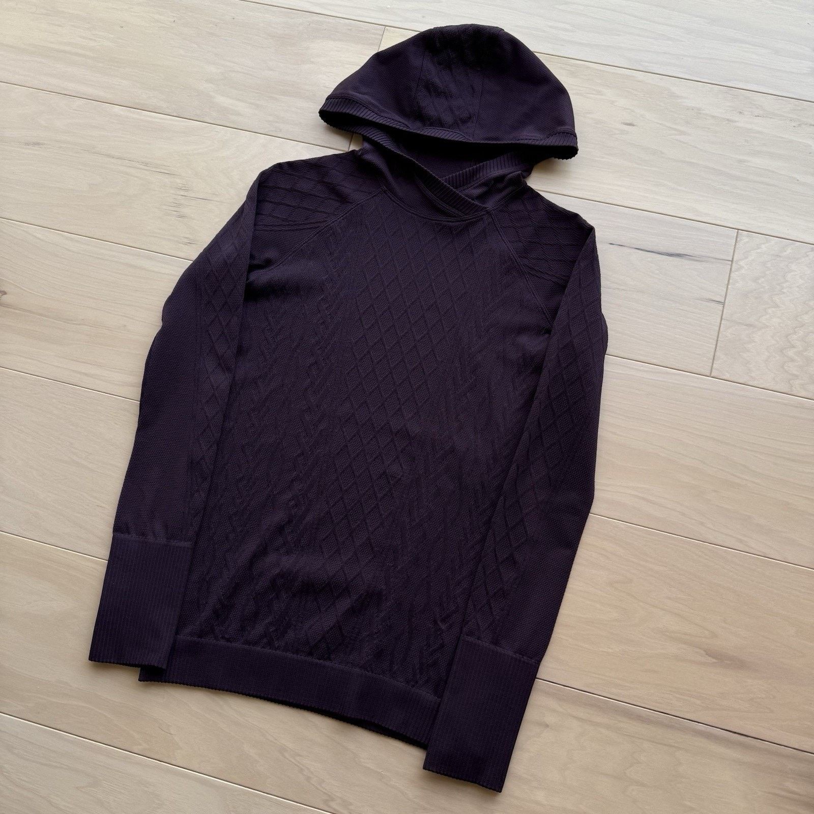Lululemon Lululemon Rest Less Hoodie 2 Dark Cherry Hooded Pullover Size XS / US 0-2 / IT 36-38 - 9 Thumbnail