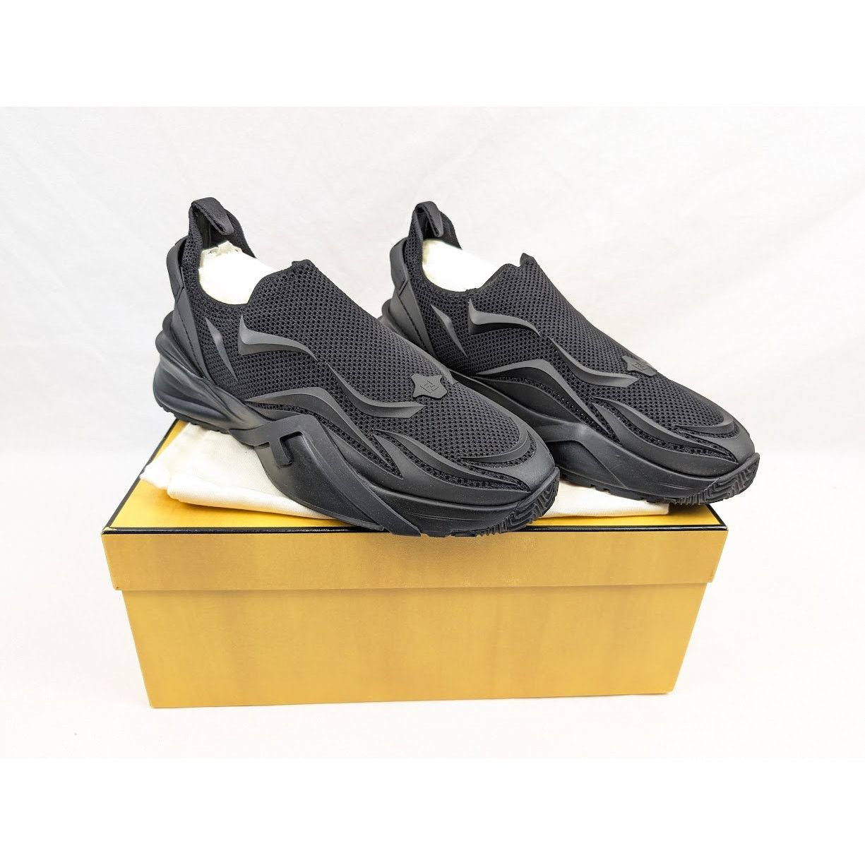 Fendi o1rshd1 Flow Sneakers in Black Size US 12 / EU 45 - 19 Thumbnail