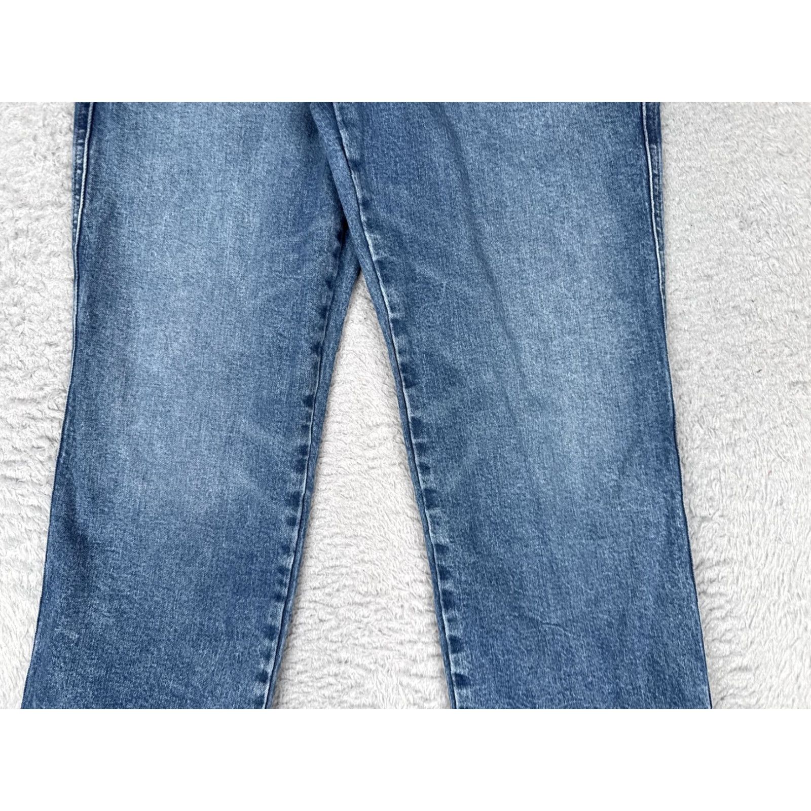 Express Express Jeans Womens 90s Ankle Boot Mid Rise Cropped Bootcut Denim 28x23 Blue 4S Stretch Cotton Spandex Regular 5-Pocket Zipper Button Size 27" / US 4 / IT 40 - 3 Thumbnail