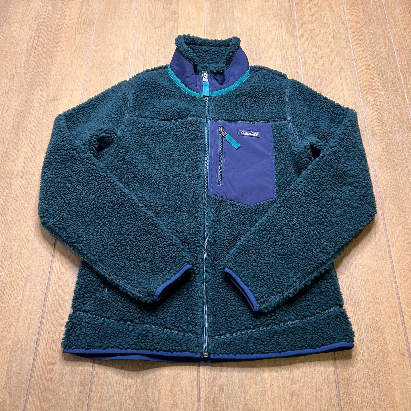 Patagonia Patagonia Women's Classic Retro-X Fleece Jacket Sz Small Size US S / EU 44-46 / 1 - 2 Thumbnail