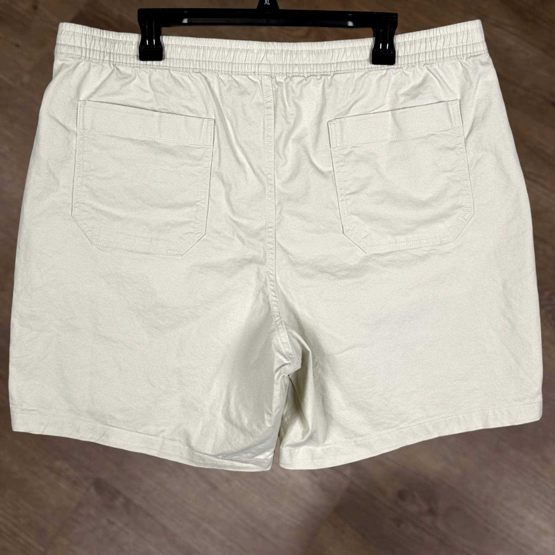 Gap Gap Easy Essential Shorts Mens XL 8 Beige Khaki Chino Elastic Waist Stretch Shorts Size US 38 / EU 54 - 1 Thumbnail