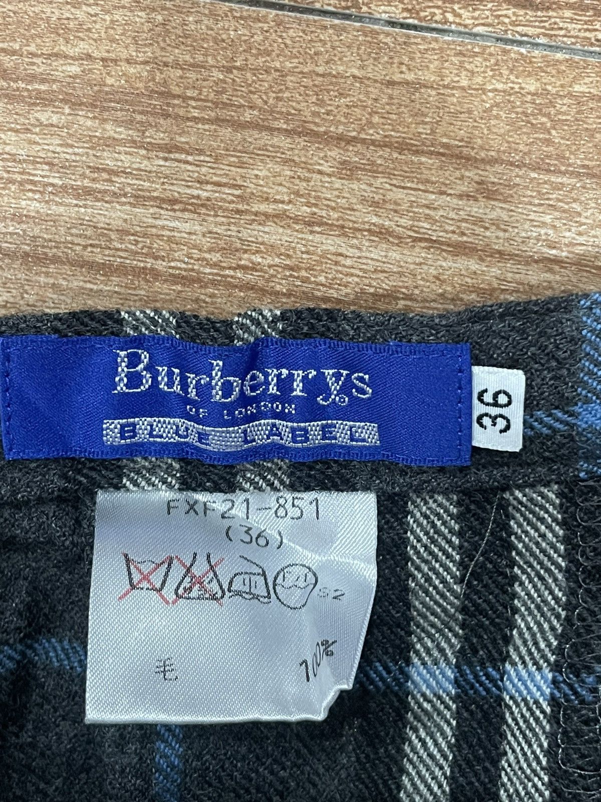 Burberry Burberry wrap mini skirt Size 25" / US 0 / IT 36 - 4 Thumbnail
