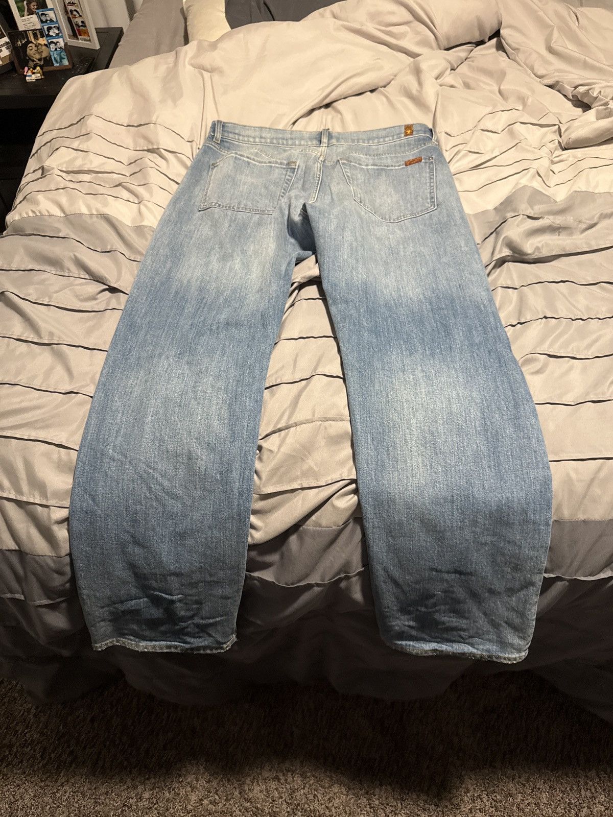 Seven 7 Seven “Modern Straight” Light Wash Size US 33 - 2 Thumbnail