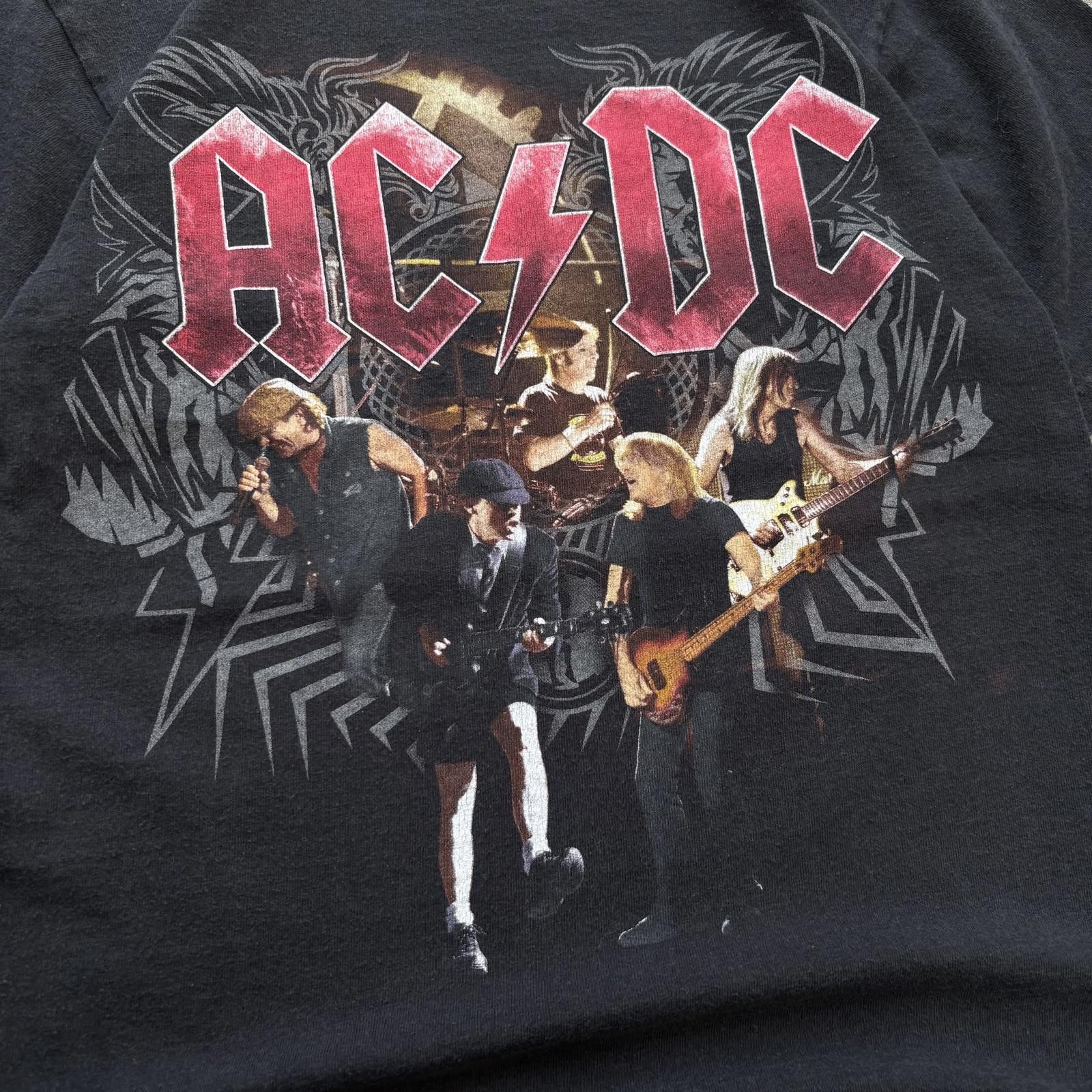 AC/DC Vintage Y2K AC/DC Black Ice Grunge Rock Music Band Shirt Size US S / EU 44-46 / 1 - 5 Thumbnail