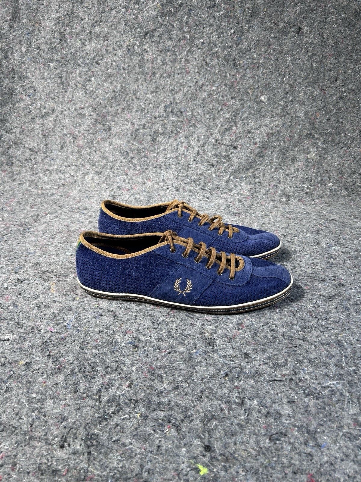 Fred Perry Fred Perry X Bradley Wiggins Howells Suede Trainer Navy US10 Size US 10 / EU 43 - 1 Thumbnail