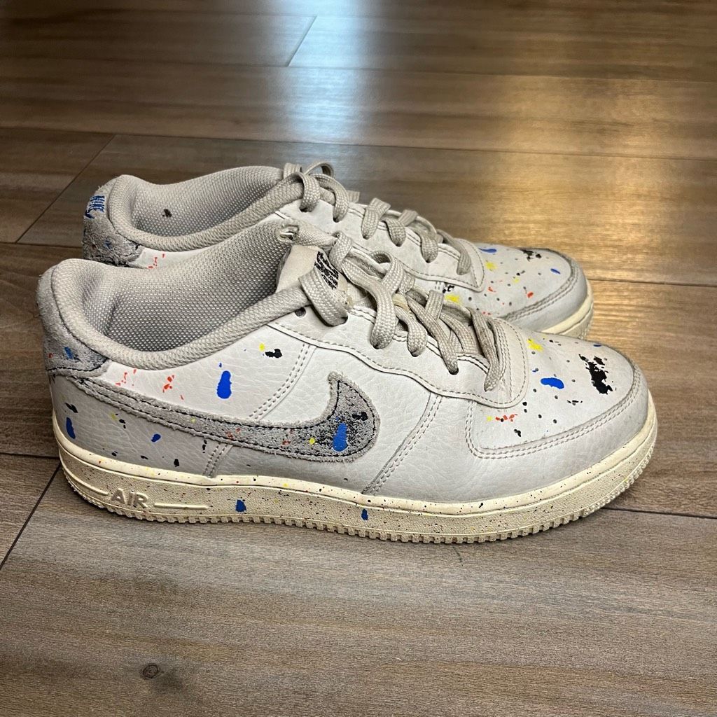Nike Nike Air Force 1 LV8 3 GS Paint Splatter Youth 7 or Women’s Size US 8.5 / IT 38.5 - 3 Thumbnail