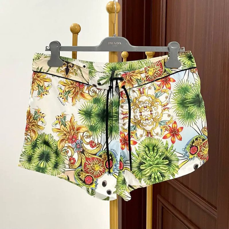 Versace Versace Colorful Men's Shorts 0089 Size US 31 - 1 Thumbnail