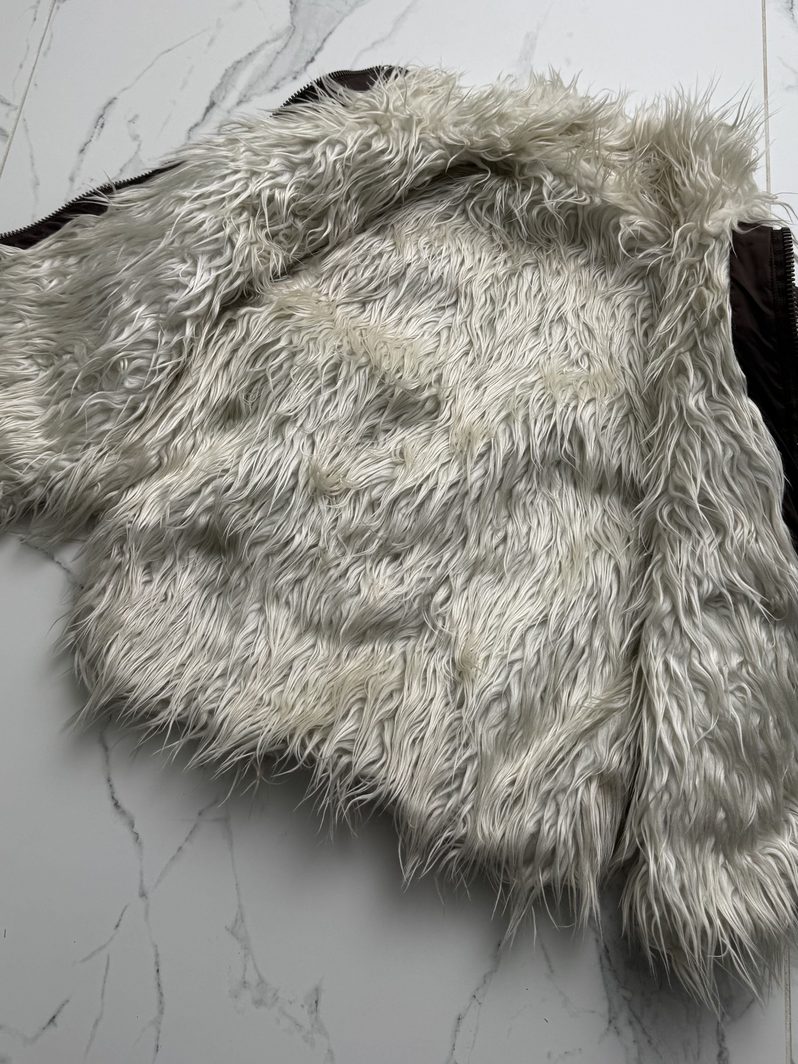 Vintage Brown Cropped Gilet Women XS Faux Fur Y2K Biker Utility Vest Size XS / US 0-2 / IT 36-38 - 6 Thumbnail