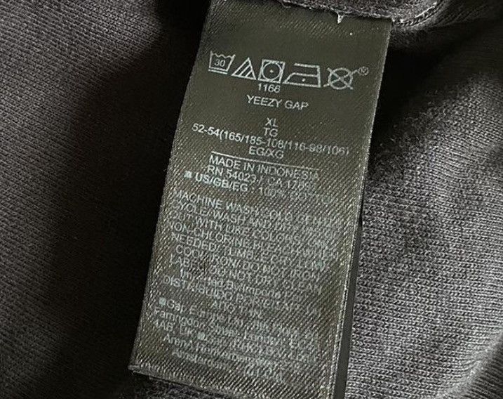 Balenciaga × Gap × Yeezy Unreleased YZY GAP oversized zip up Size US XL / EU 56 / 4 - 6 Thumbnail