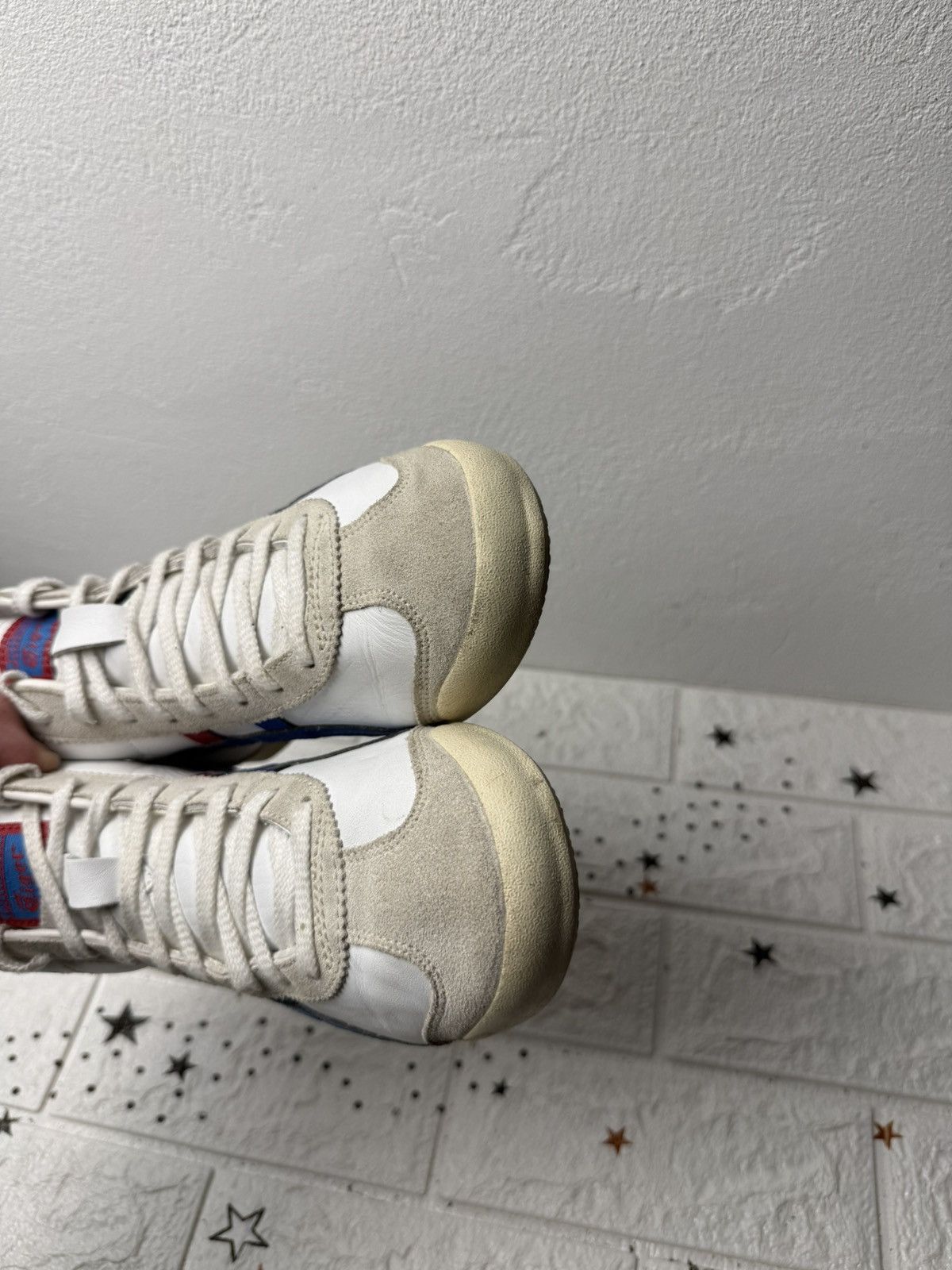 Onitsuka Tiger TOKYO Onitsuka Tiger Mexico 66 Mid Runner US7 UK6.5 EUR40 Size US 7 / EU 40 - 4 Thumbnail