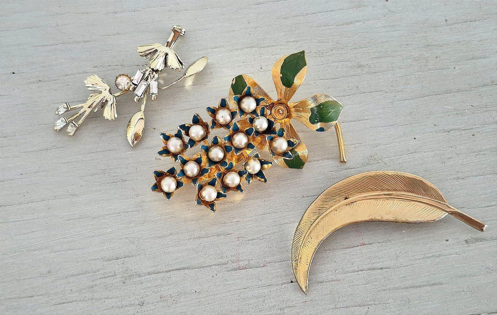 Vintage Floral Brooch Lot Of 3, Women's