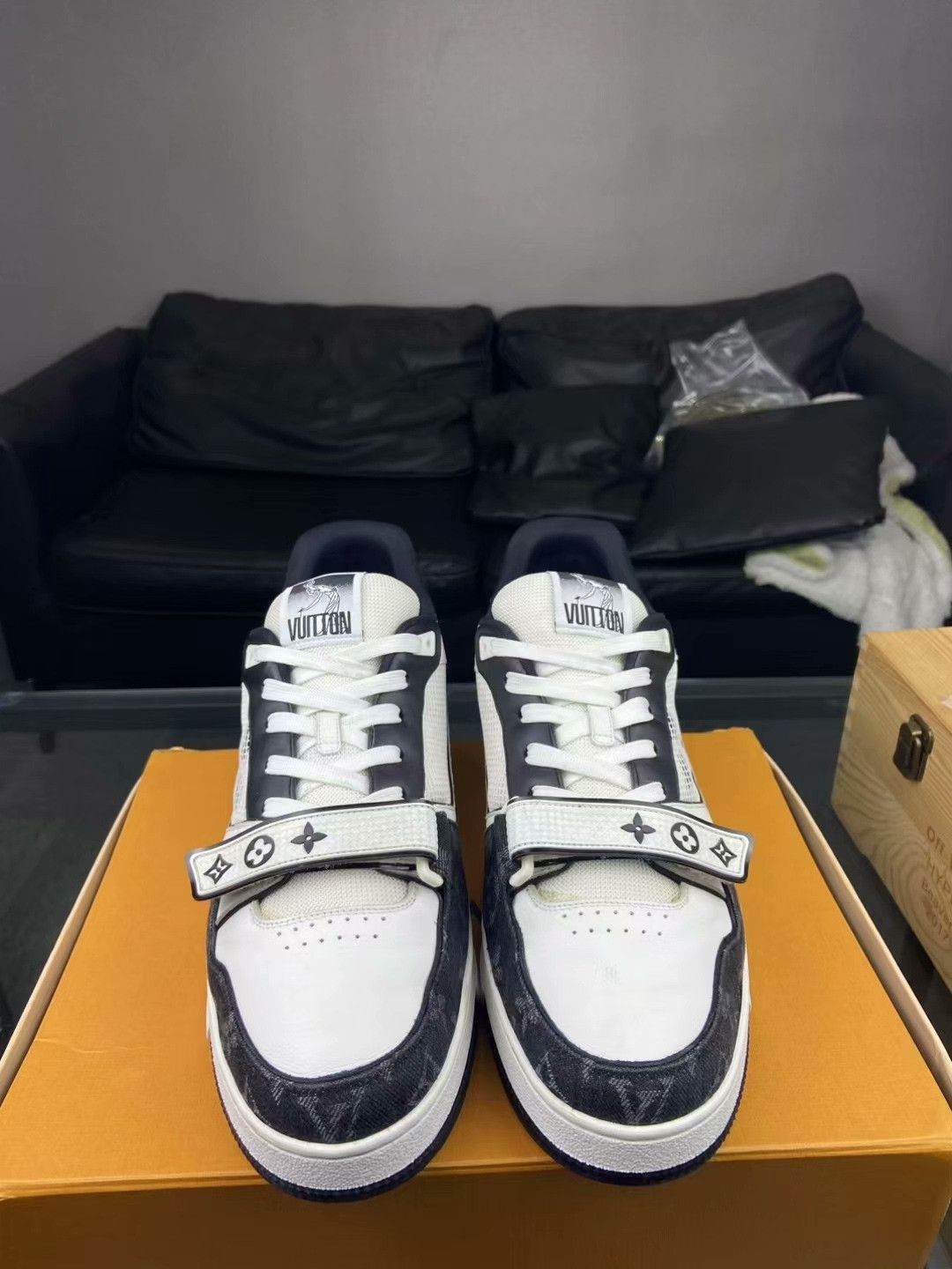 Louis Vuitton Louis Vuitton Training Black Lowtop Sneakers 11.5 Men Size US 11.5 / EU 44-45 - 1 Thumbnail