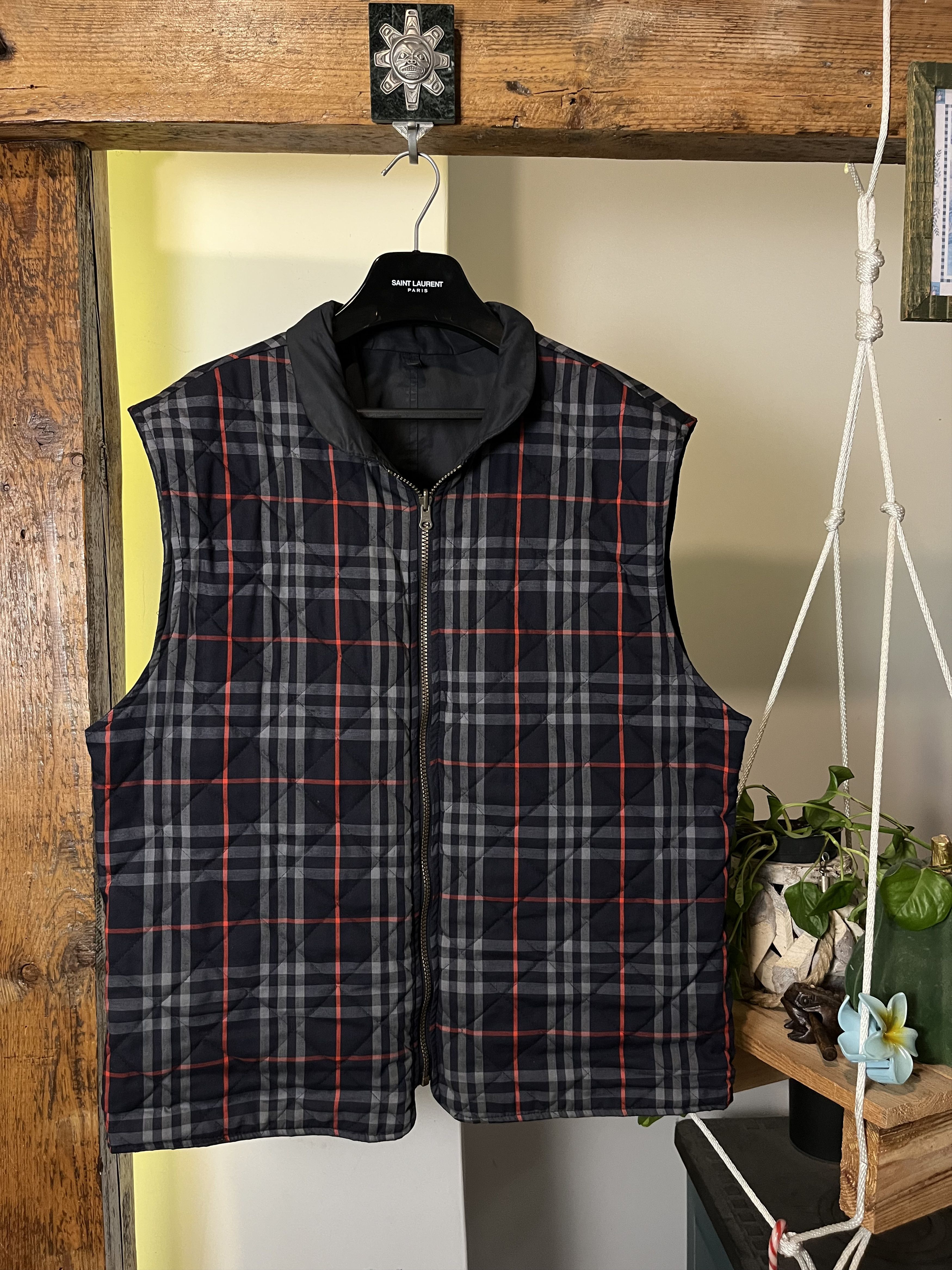 Burberry × Vintage Vintage 90s Burberrys Reversible Vest Jacket Navy Checked Size US L / EU 52-54 / 3 - 1 Thumbnail