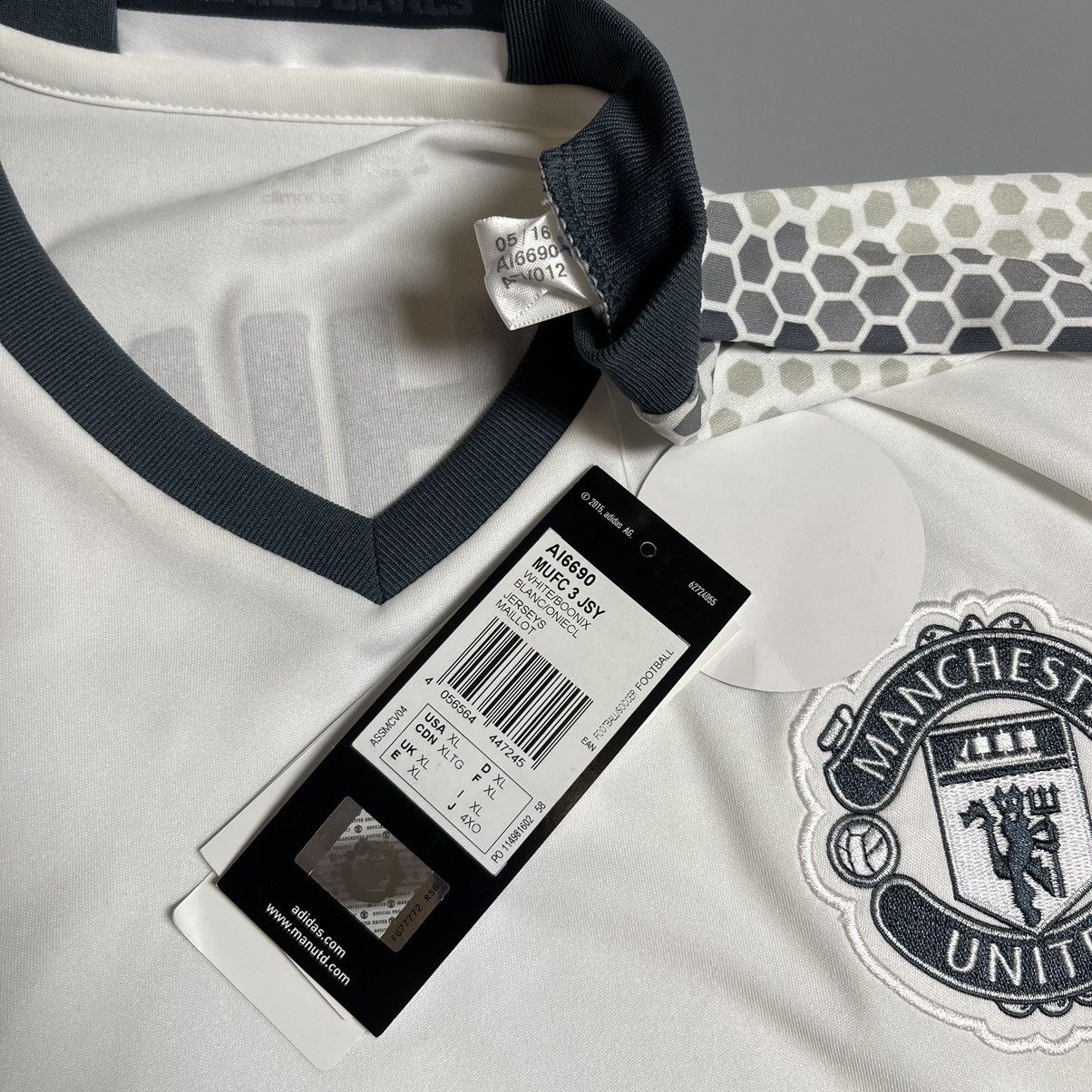 Adidas MANCHESTER UNITED ADIDAS 2016/17 THIRD JERSEY #9 IBRAHIMOVIC Size US XL / EU 56 / 4 - 8 Thumbnail