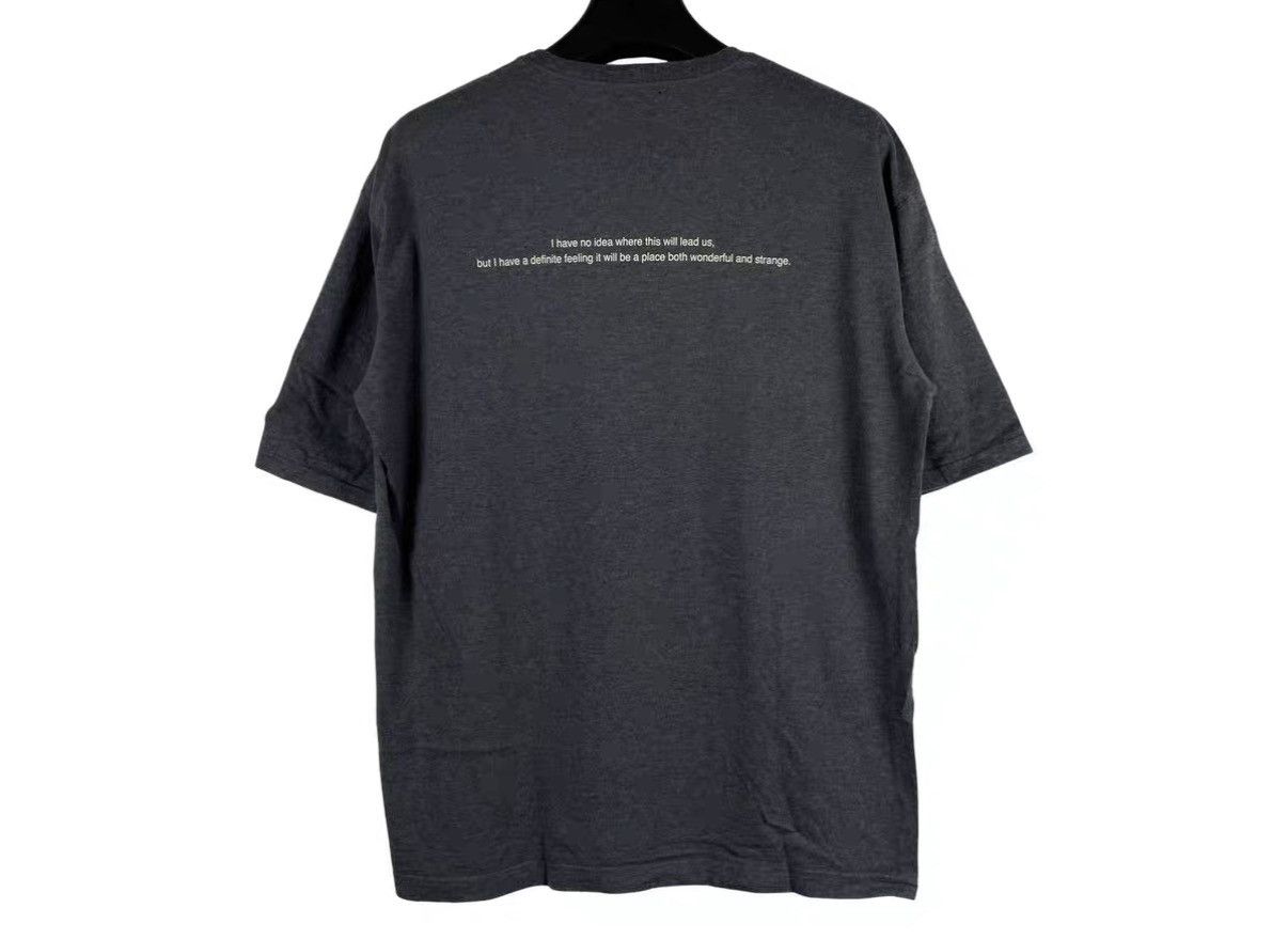 Undercover Undercover AW24 Grey Logo Print T-Shirt J31 Size US L / EU 52-54 / 3 - 2 Thumbnail