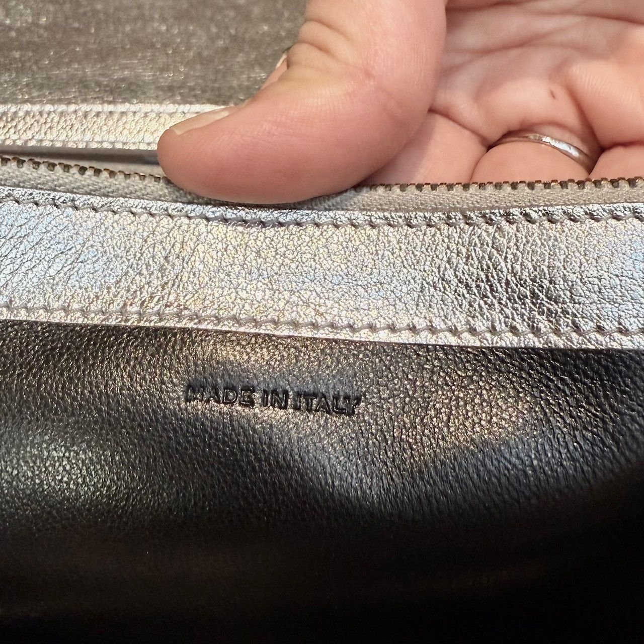 Saint Laurent Paris Saint Laurent Silver Metallic Kate Monogram On Chain Clutch Size ONE SIZE - 16 Thumbnail