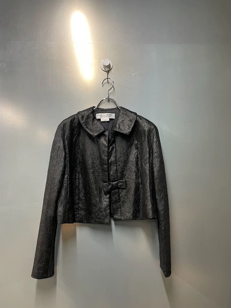 Comme des Garcons Comme Des Garcons Black Lapel Small Square Collar Bow Deco Size S / US 4 / IT 40 - 1 Thumbnail