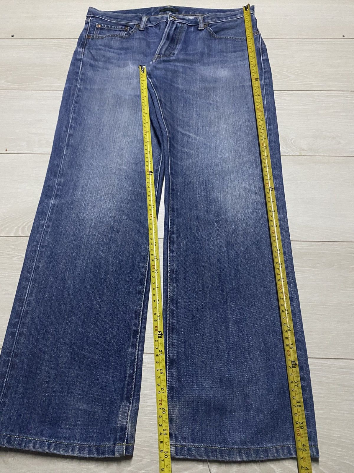 Uniqlo Vintage uniqlo Blue Wash Distressed Loose Jeans Size US 35 - 8 Thumbnail