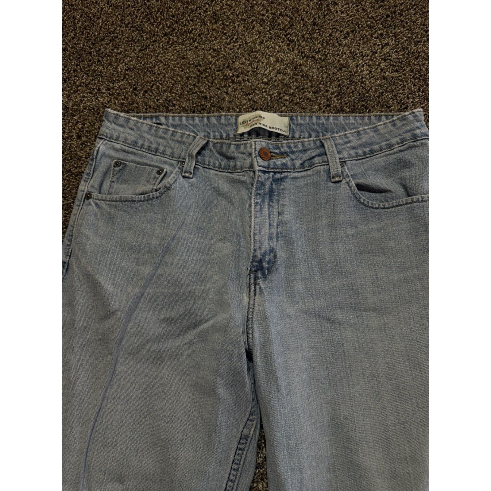 Levi's Levi's Jeans Bootcut Mid Women's Size 12 Blue Denim Light Wash 5-Pocket Stretch Slim Rise Mid (8.5-10.5 in) Jeans Mens? No Wait. End. Size 34" / US 12 / IT 48 - 2 Thumbnail