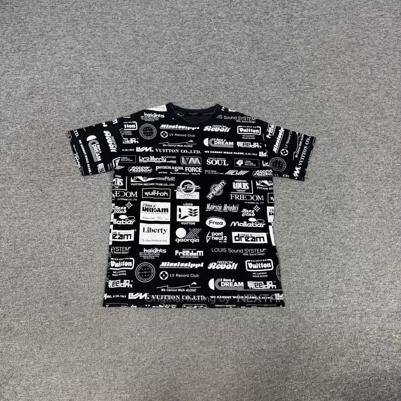 Louis Vuitton Louis Vuitton Billboards full of short sleeves Size US S / EU 44-46 / 1 - 1 Thumbnail