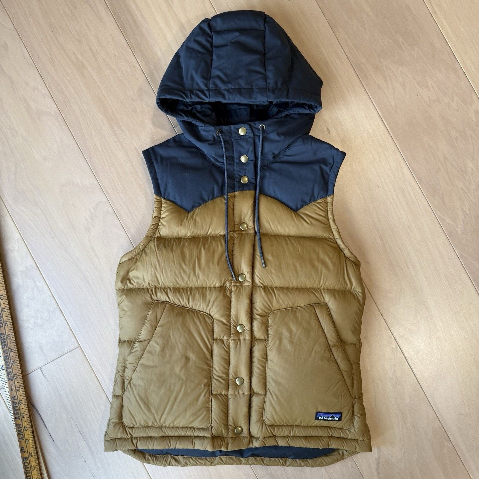 Patagonia Patagonia Bivy Hooded Vest Women's Small Down Insulated Size S / US 4 / IT 40 - 2 Thumbnail
