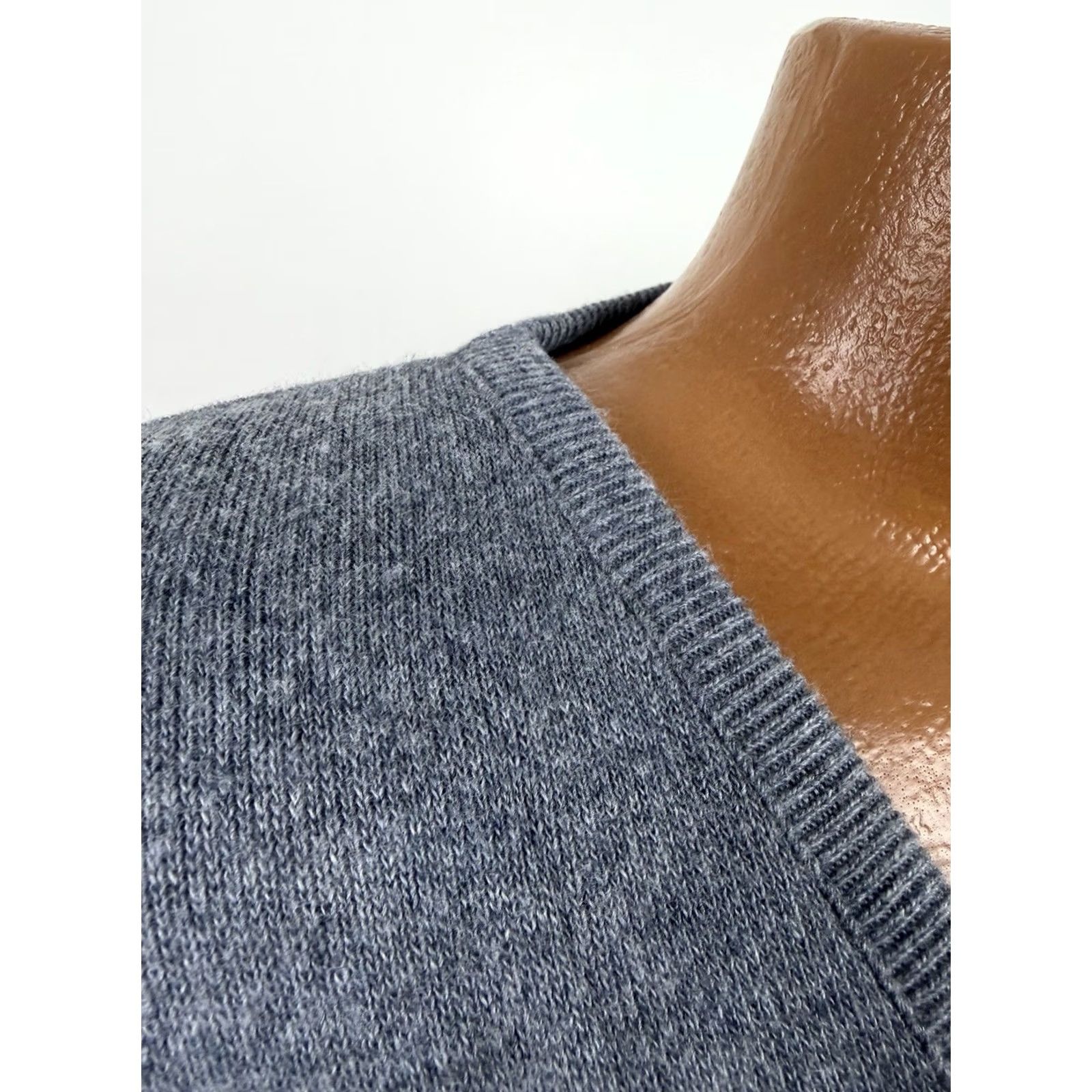 Vintage VINTAGE Puritan Sweater Mens XL V-Neck Knit Pullover Gray Heather Minimal Golf 80s 90s Retro Pullover Men XLLid Size US XL / EU 56 / 4 - 4 Thumbnail