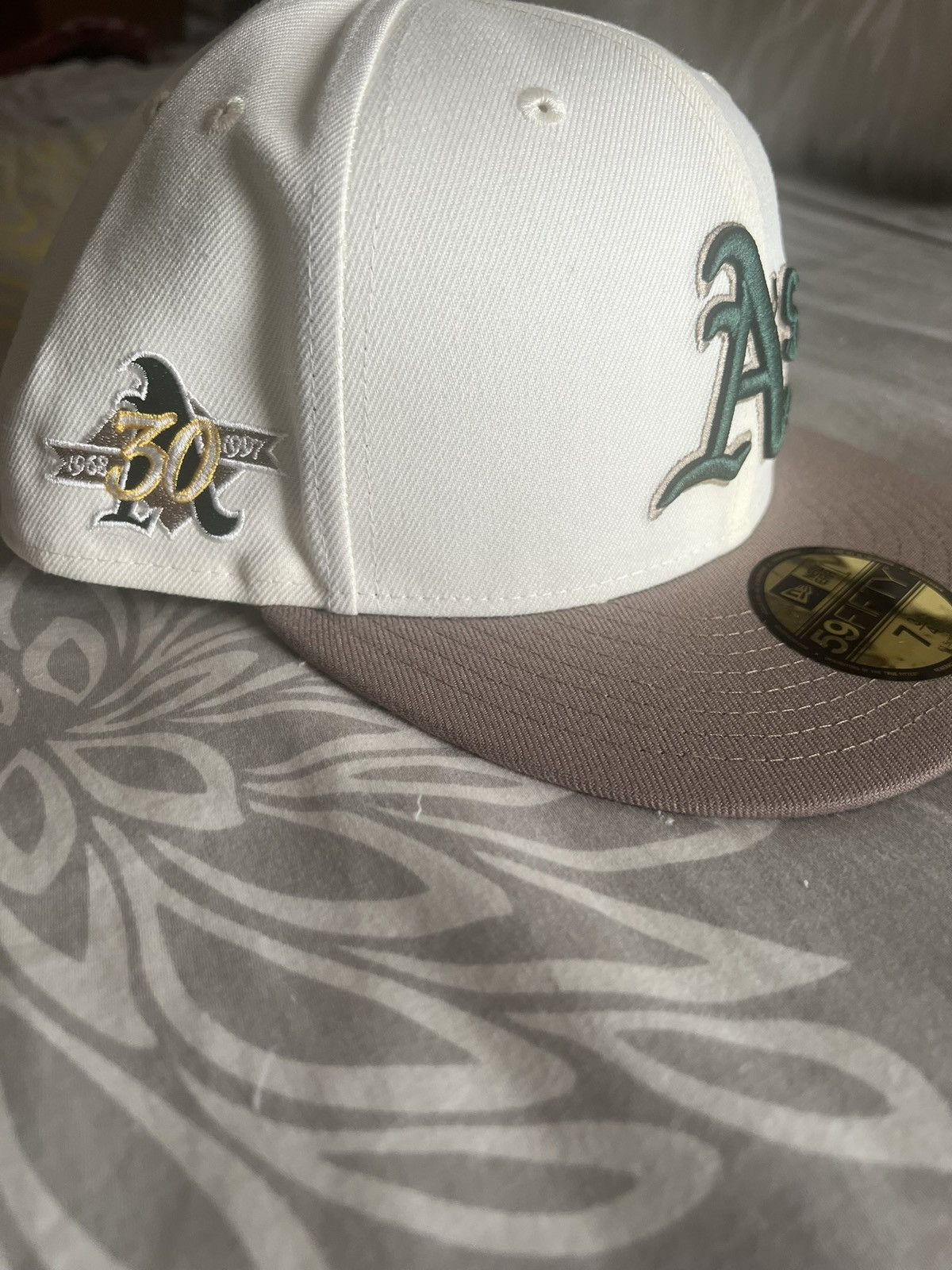 New Era Oakland Athletics New era fitted Size 38 - 2 Thumbnail