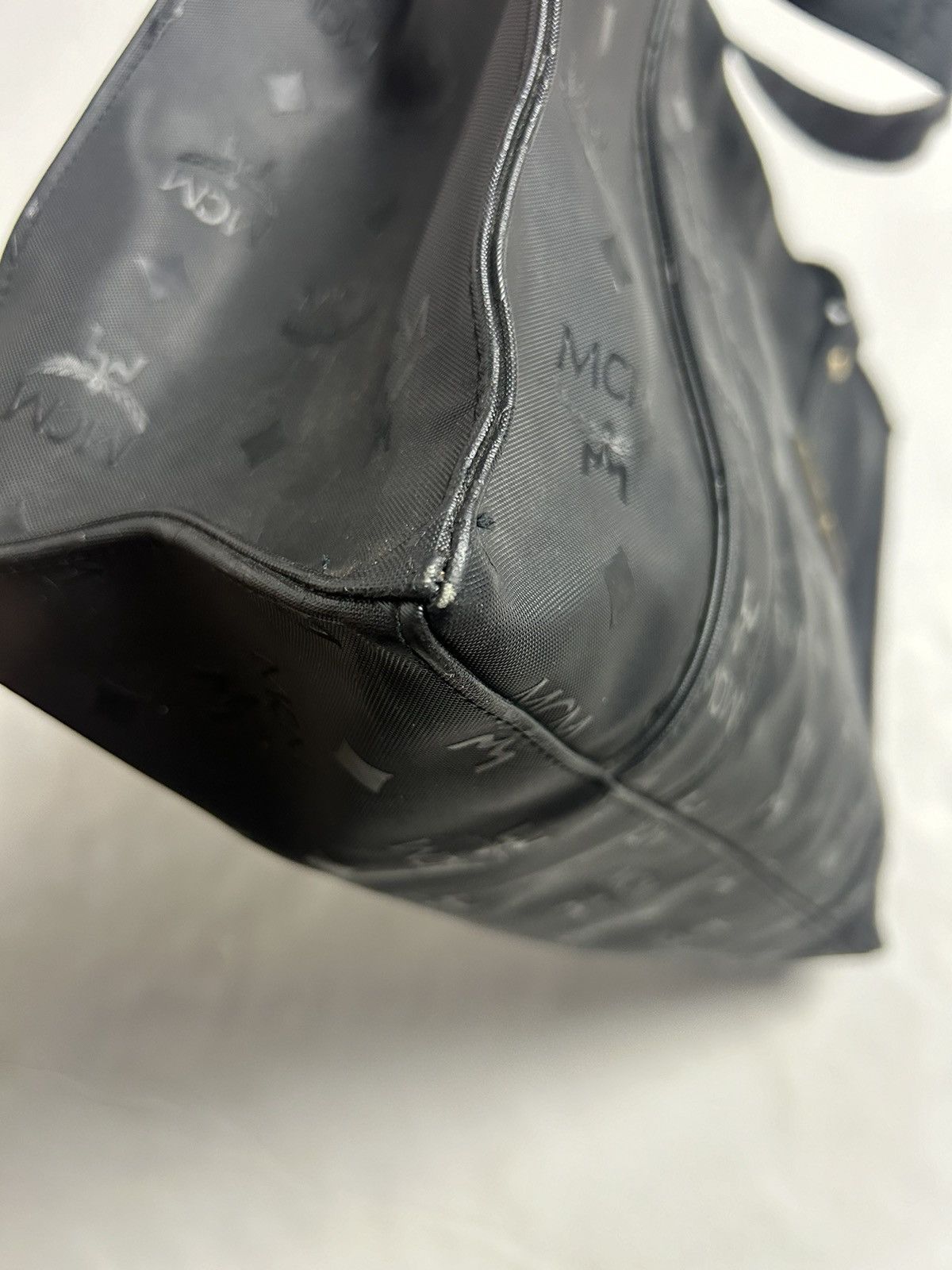 MCM Vintage MCM Big Shopper Rubber Tote Size ONE SIZE - 11 Thumbnail