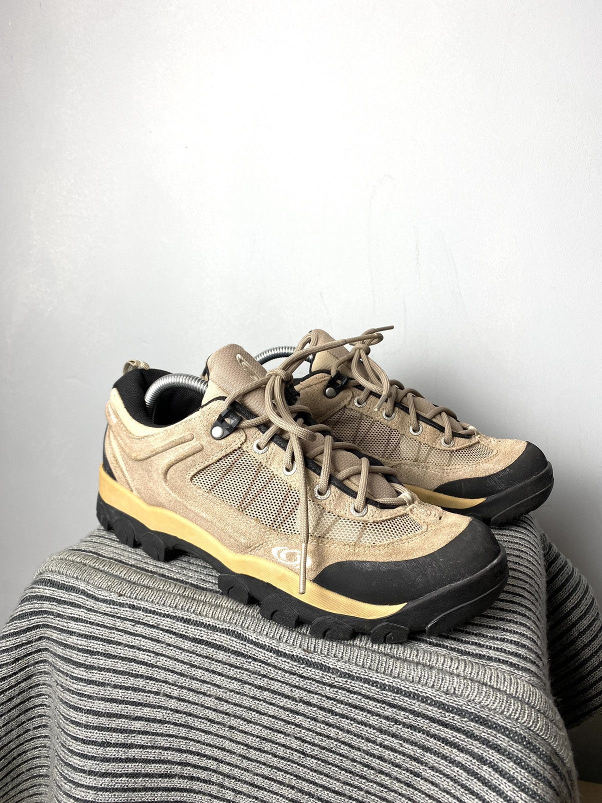 Salomon Rare! Vintage 2002 Salomon Hiking Tracking Sneakers Oakley Size US 9 / EU 42 - 10 Thumbnail
