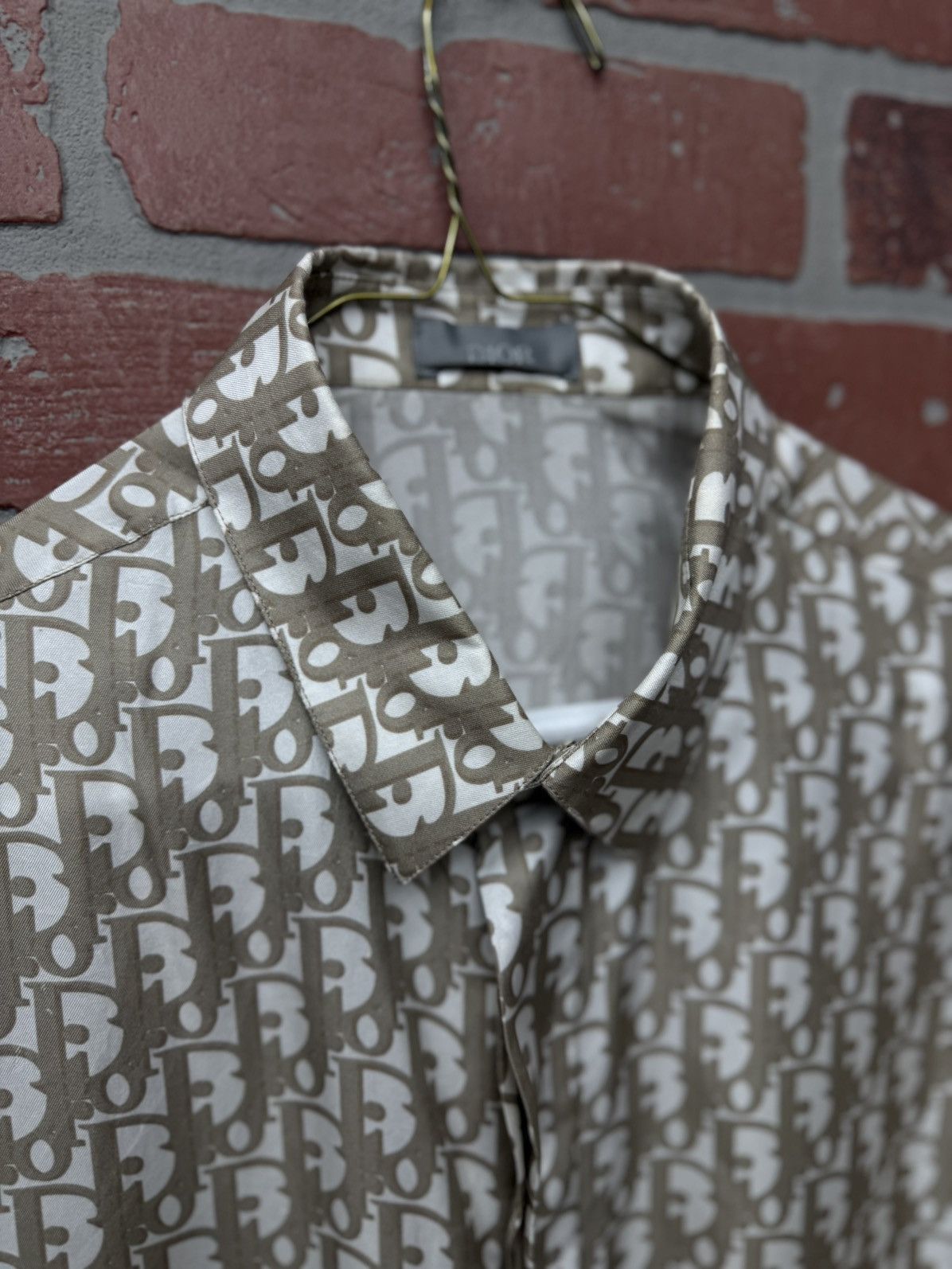 Dior Dior Silk Button Up Grey Size 37/S $1750 Retail Exlusive Size US S / EU 44-46 / 1 - 7 Thumbnail