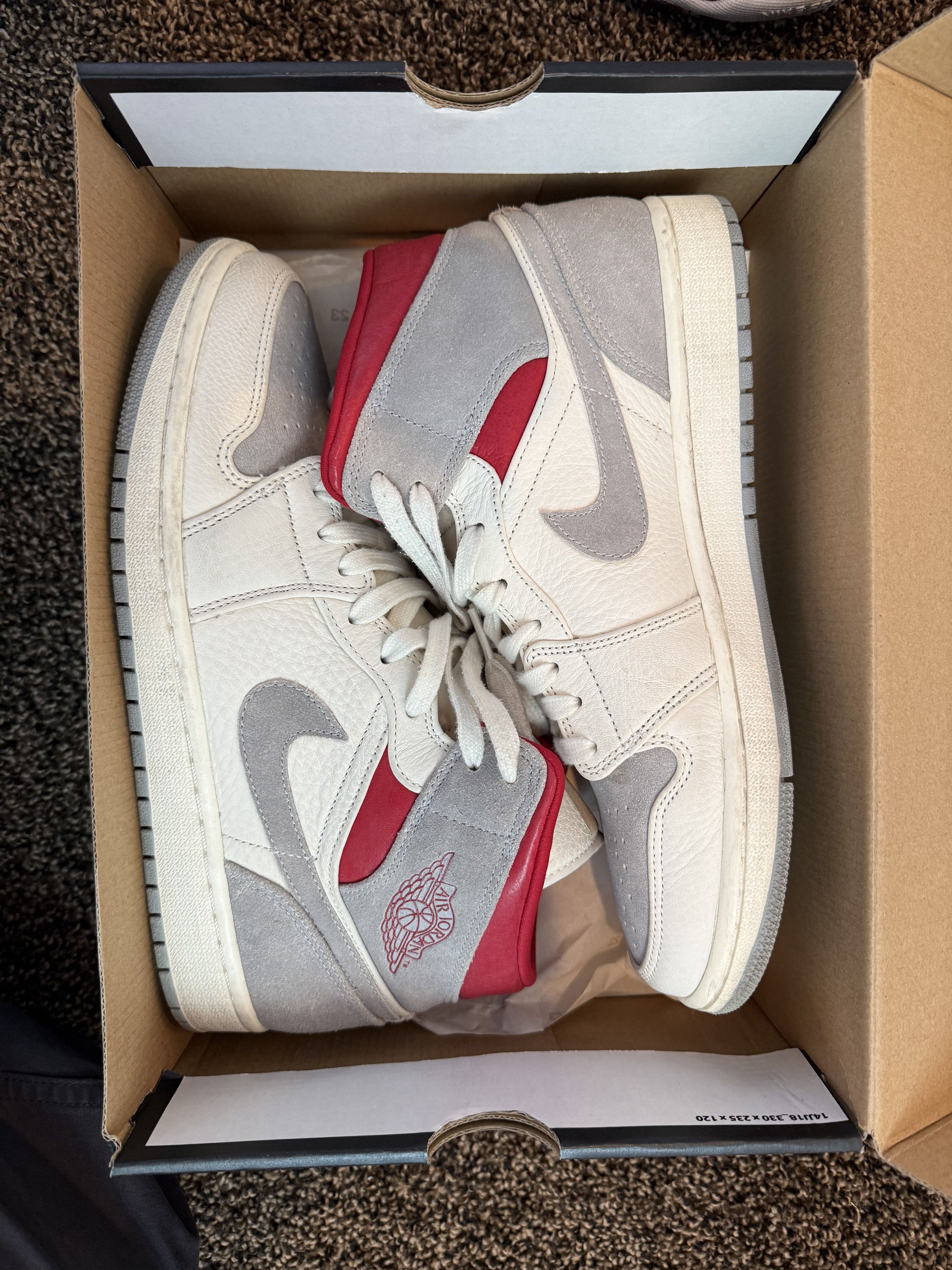 Jordan Brand Jordan 1 Mid x Sneakersnstuff Size US 10 / EU 43 - 2 Thumbnail