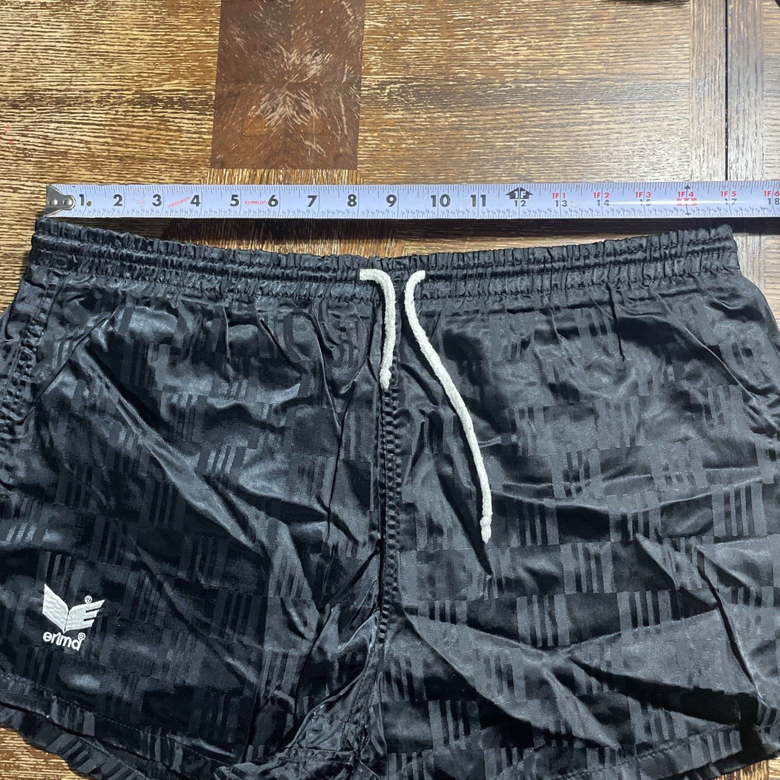 Erima Vintage ERIMA Football Shorts L 36 Black Shiny Nylon Ganz Size US 34 / EU 50 - 9 Thumbnail