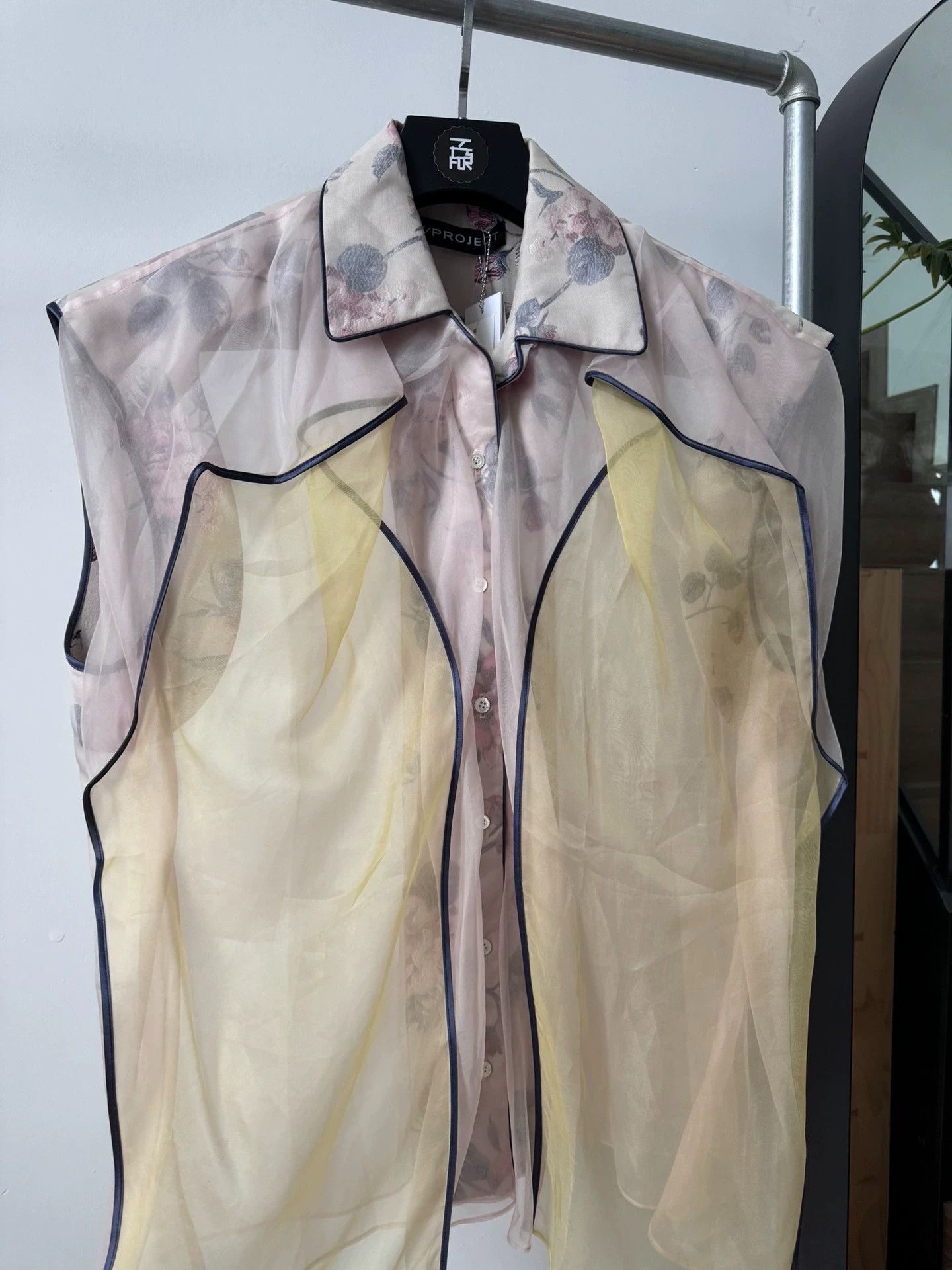 Y PROJECT Silk Embroidered Top