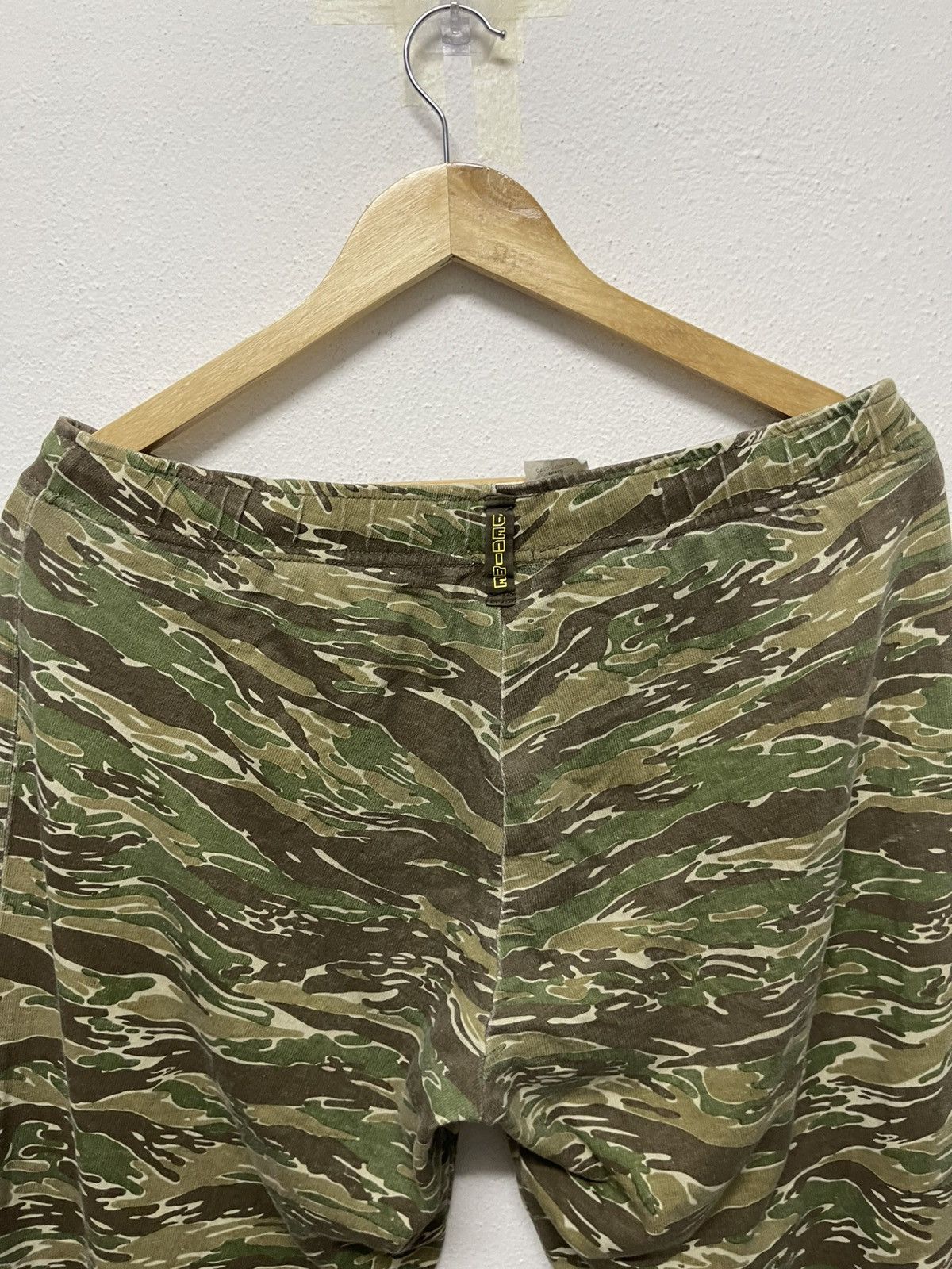 Denime 90s DENIME TIGER STRIPES SWEATPANT RARE Size US 31 - 13 Thumbnail