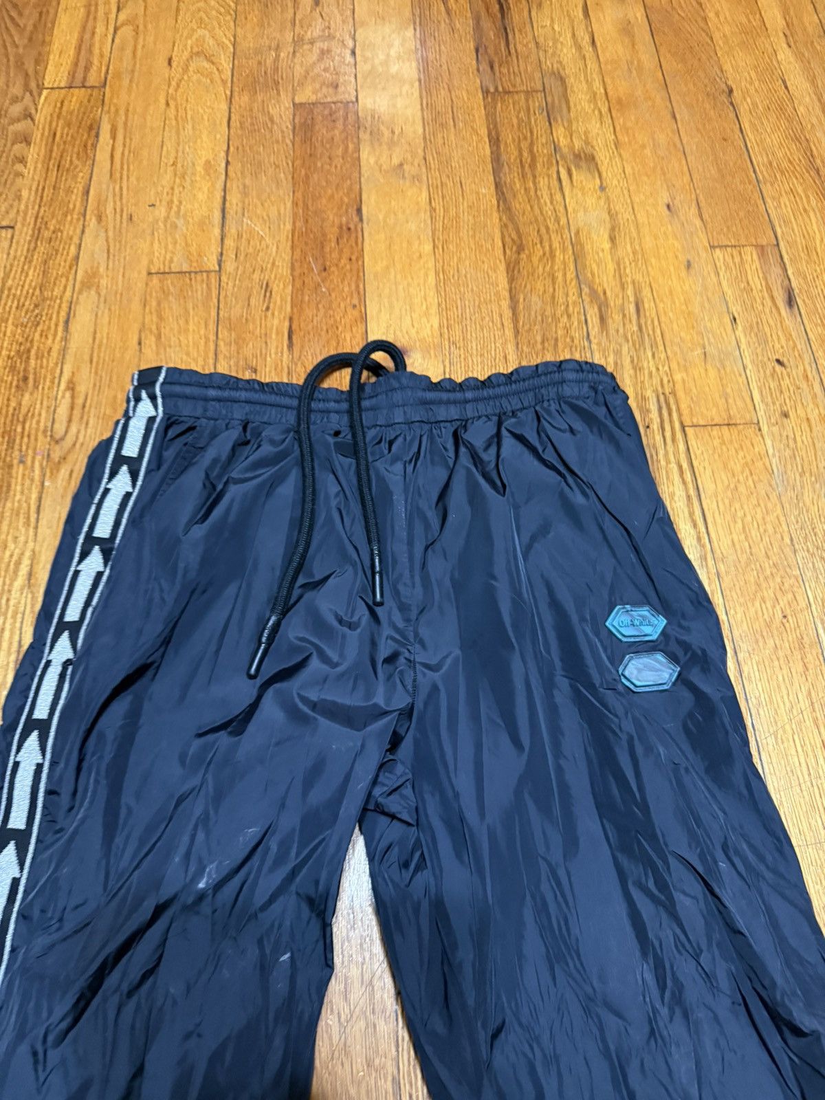 Off-White Off-White Nylon Track Pants Size Medium Size US 32 / EU 48 - 2 Thumbnail