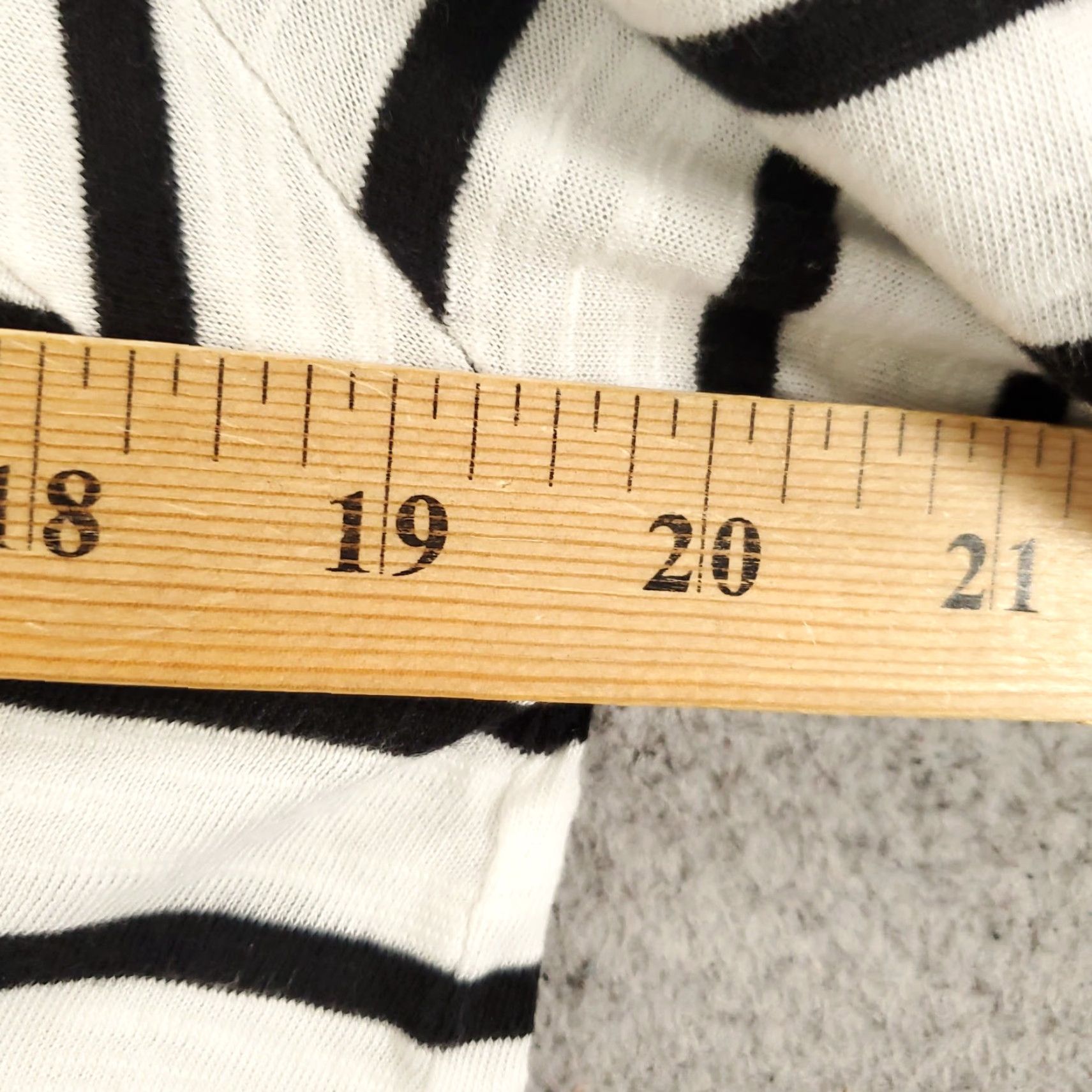 Vintage Chicos Blouse Womens Medium Black White Striped Stretchy Lightweight Tee Shirt Size M / US 6-8 / IT 42-44 - 4 Thumbnail