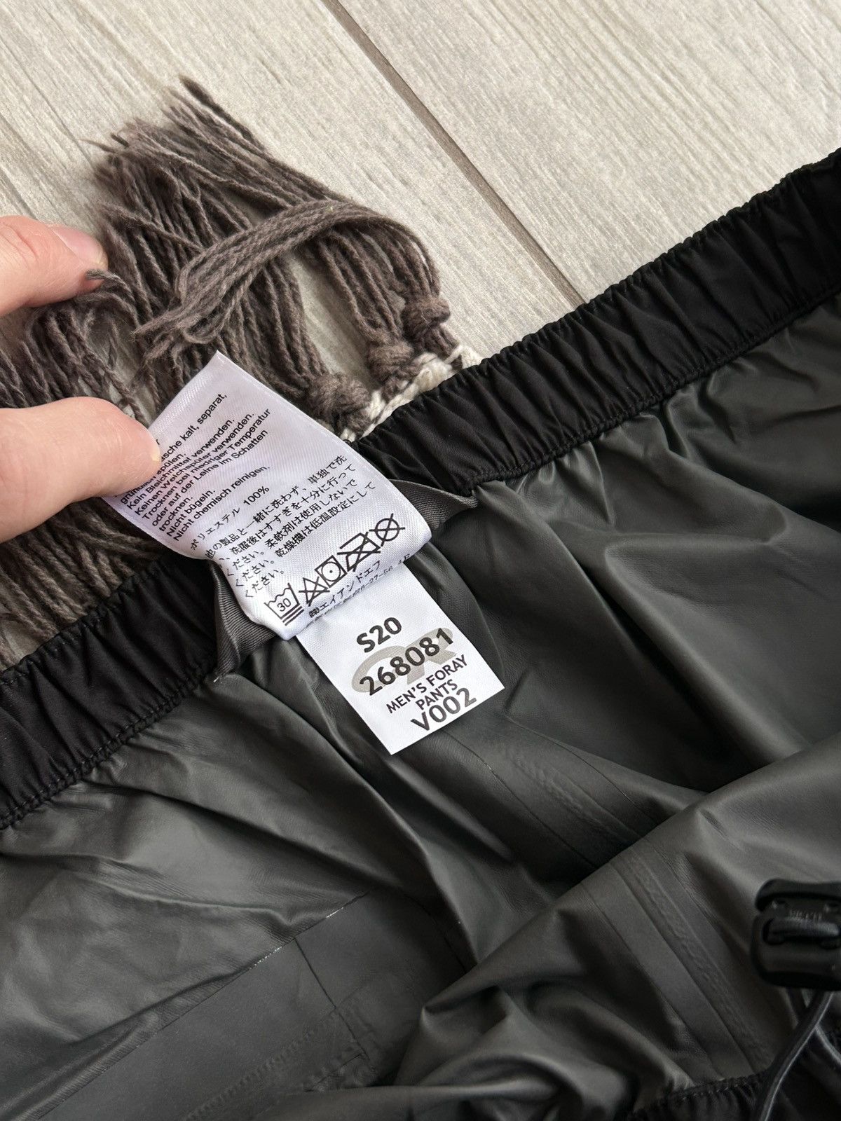 Goretex × Outdoor Research Outdoor Research Gore-tex Pants Gorpcore Hiking Techwear Size US 34 / EU 50 - 13 Thumbnail