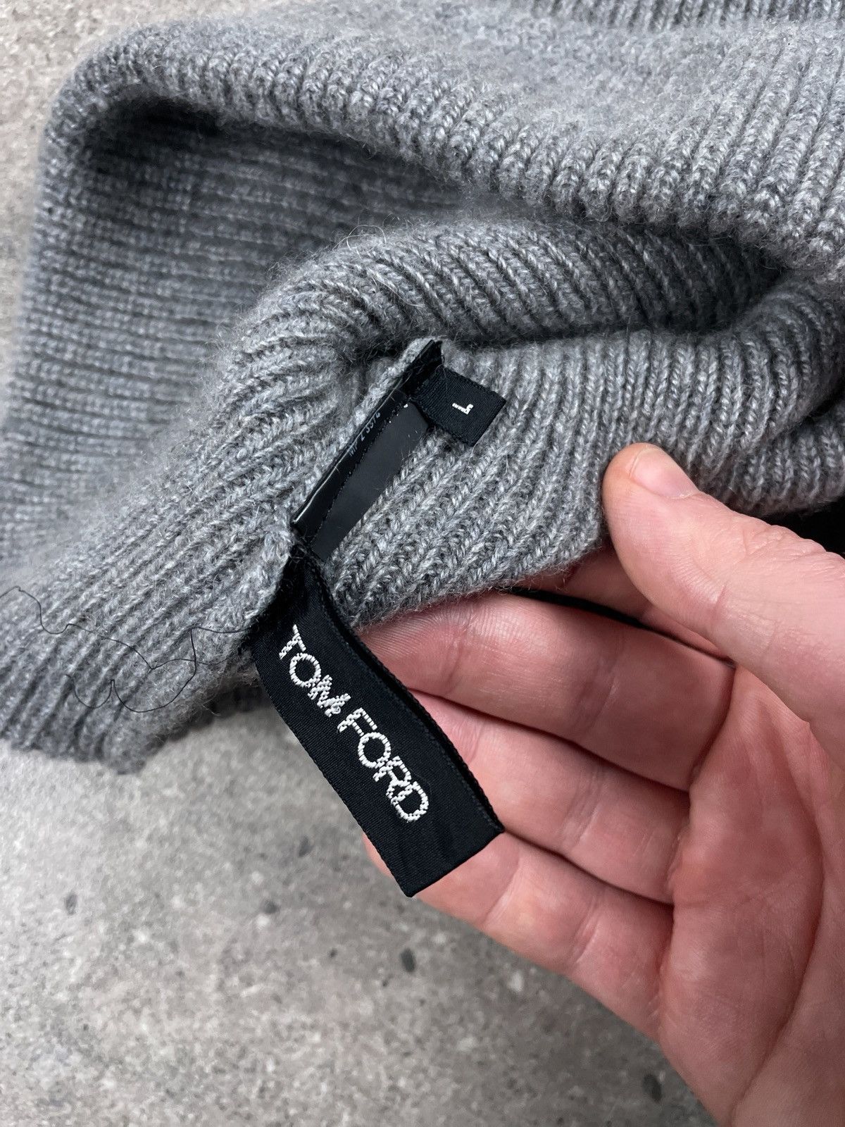 Tom Ford Tom Ford Cashmere Cable Knit Beanie Size ONE SIZE - 3 Thumbnail