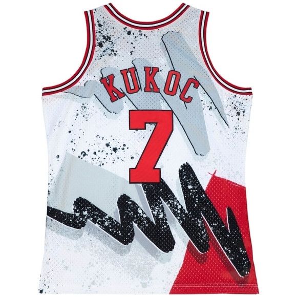 Mitchell & Ness Chicago Bulls Throwback Jersey Tony Kukoc Medium NWT Size US M / EU 48-50 / 2 - 8 Thumbnail